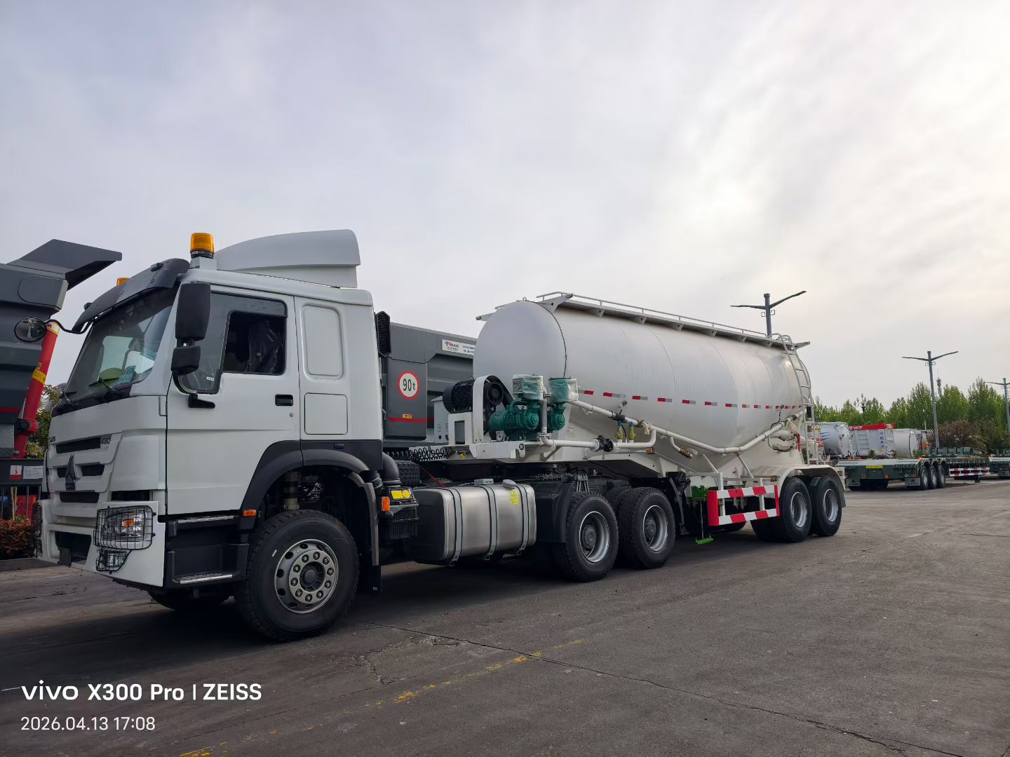 powder materila semitrailer