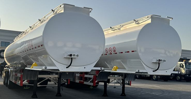 oil tank semitrailer
