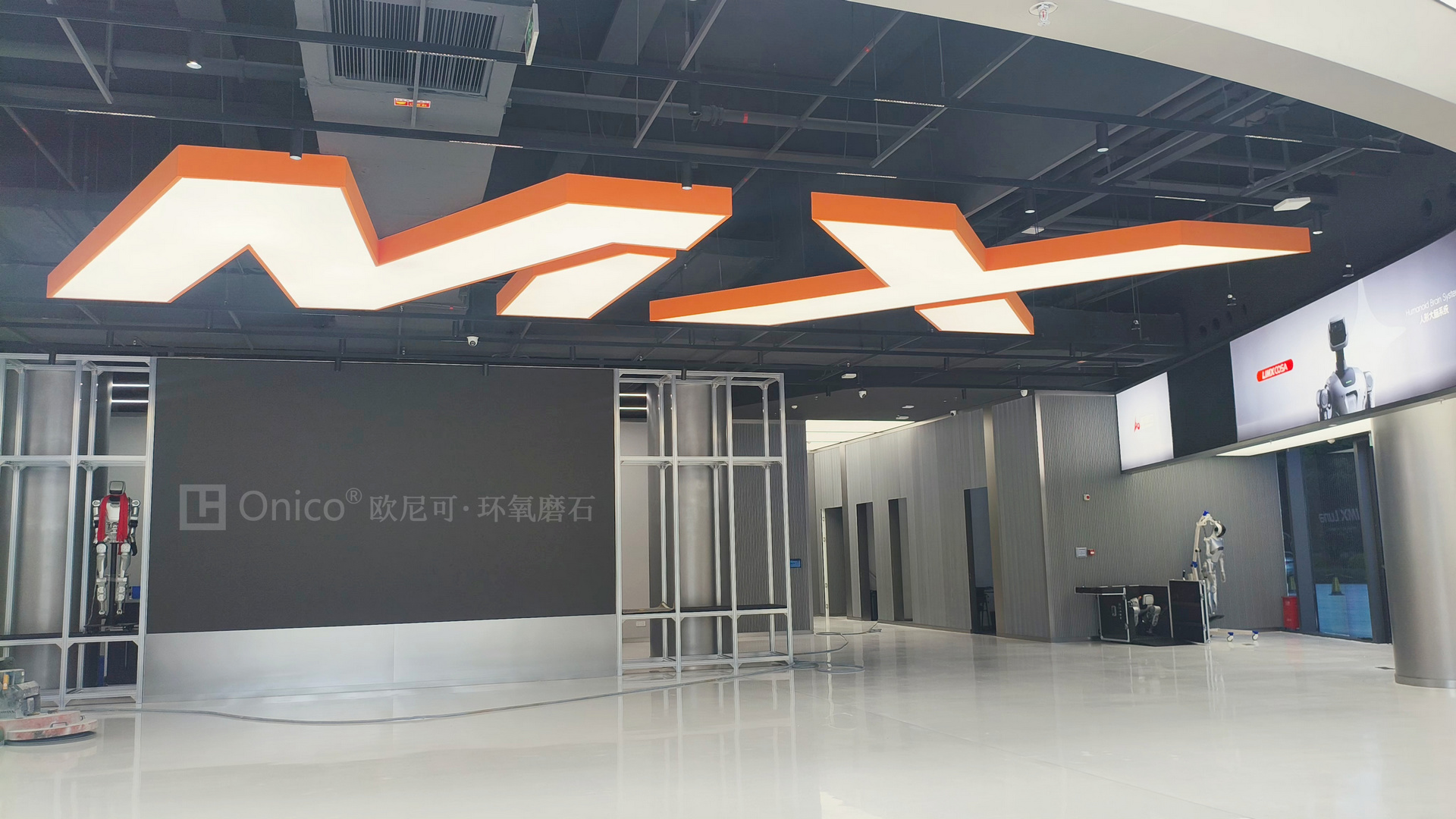 企业展厅地坪如何选型？现浇环氧磨石实现美学与功能双重落地