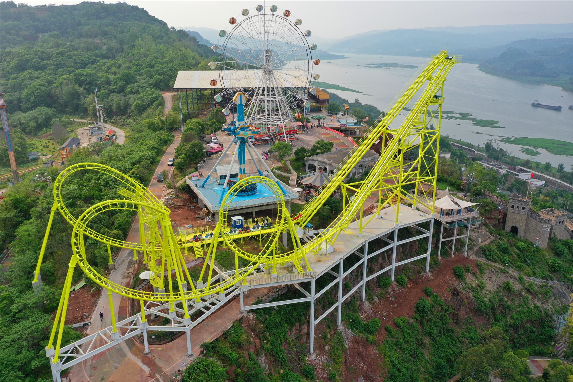 眼镜蛇过山车/Cobra Roller Coaster