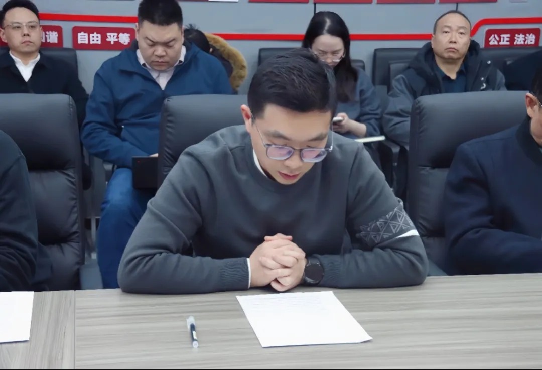 37b5ea36-e540-4645-8b92-f3c7d13c2ecf