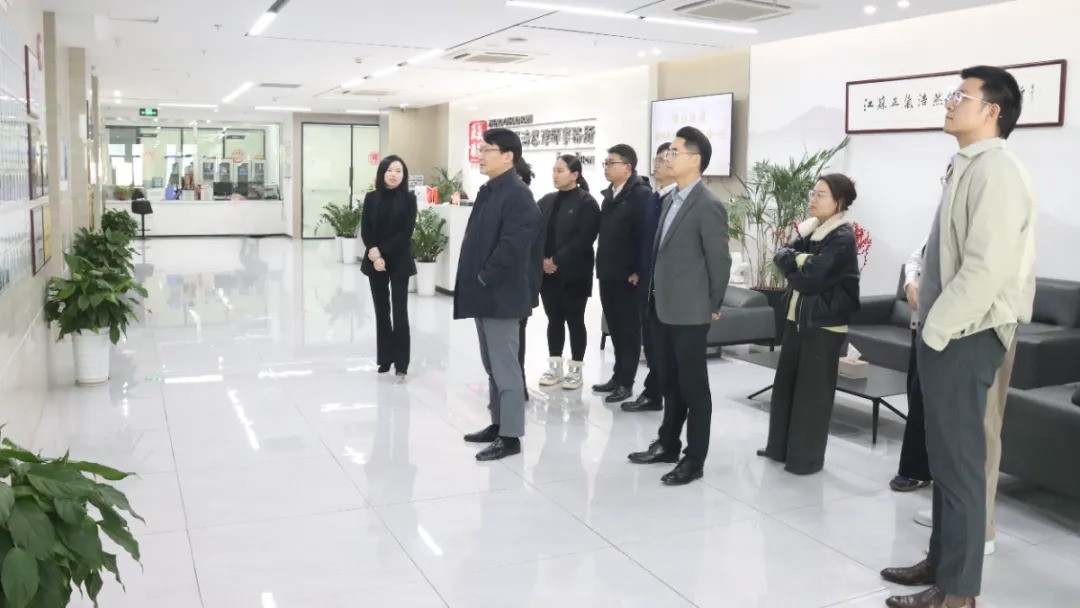 8eb8838e-70a1-498c-a714-7e4bf4d38968