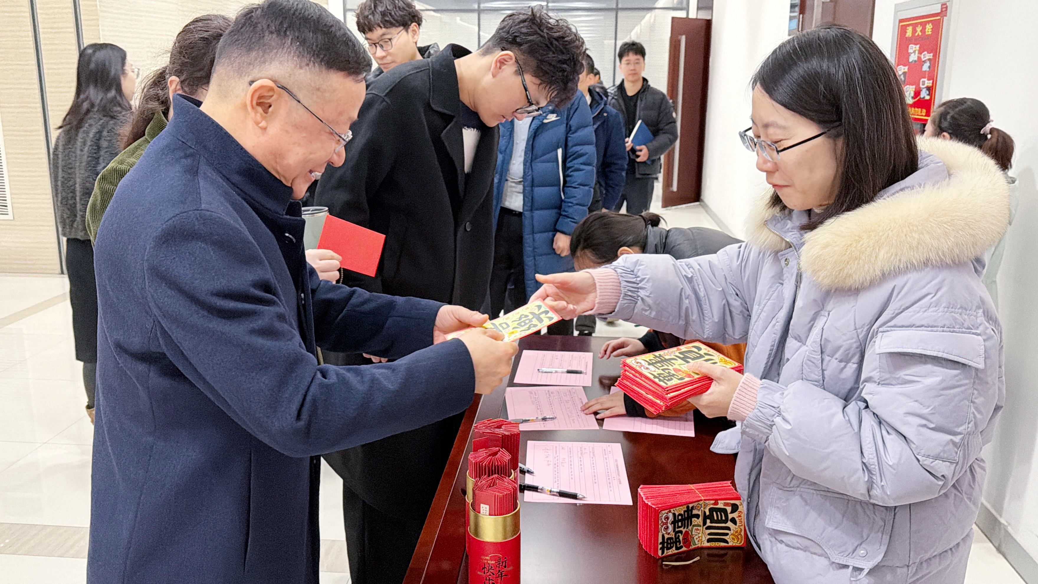 77051e08b4cf1ad65e69be811127e6ba