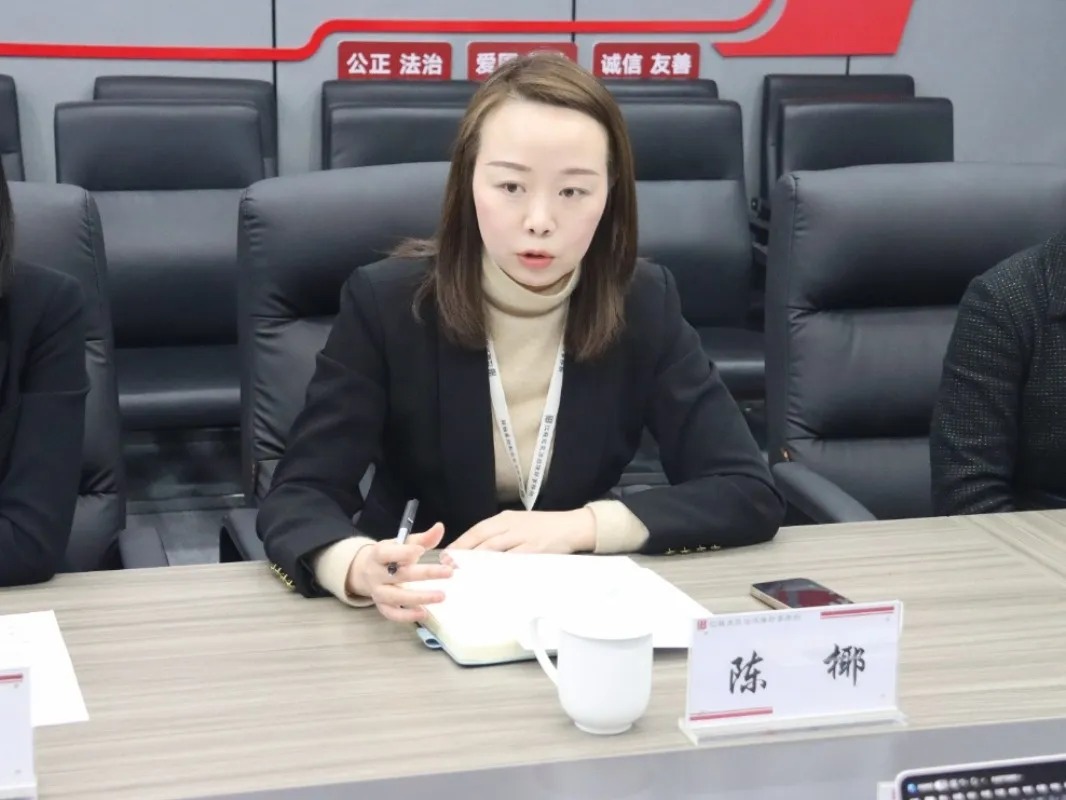 4eb3fc83-6fdd-4622-a6c3-bdff1c1072e1