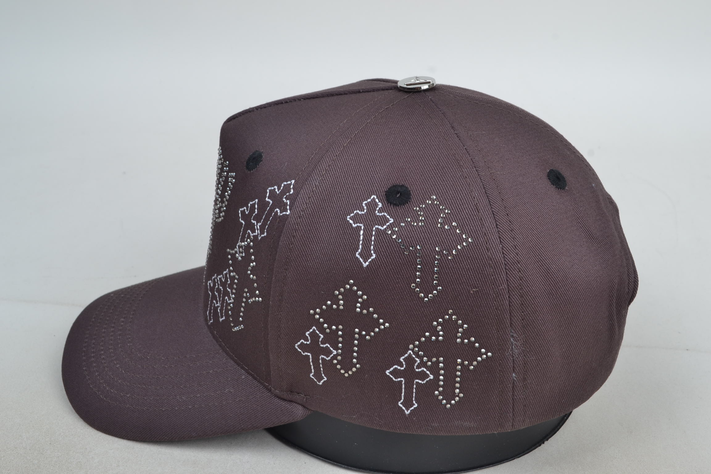Wholesale Rhinestone Cross Embroidered Baseball Cap for Women Men Casual Street Fashion Daily Wear