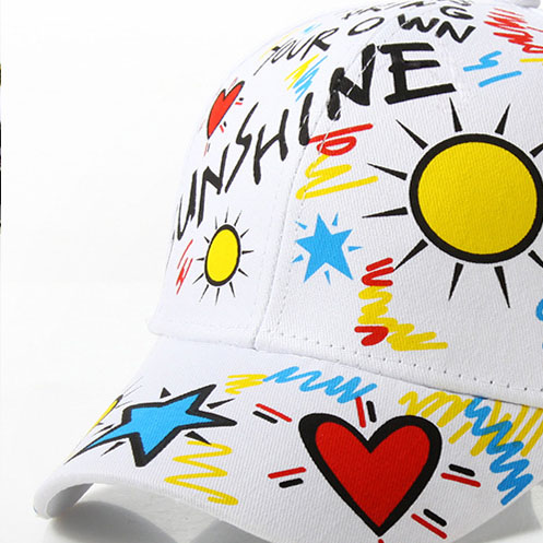 Factory ODM Colorful Graffiti Print Cotton Dad Hats Unisex for Street Travel Sun Protection