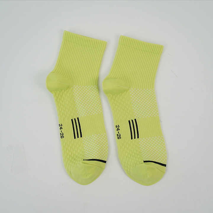 Custom Pure Color Breathable Protection Anti-slip Athletic Socks Sports Women Men Running Socks