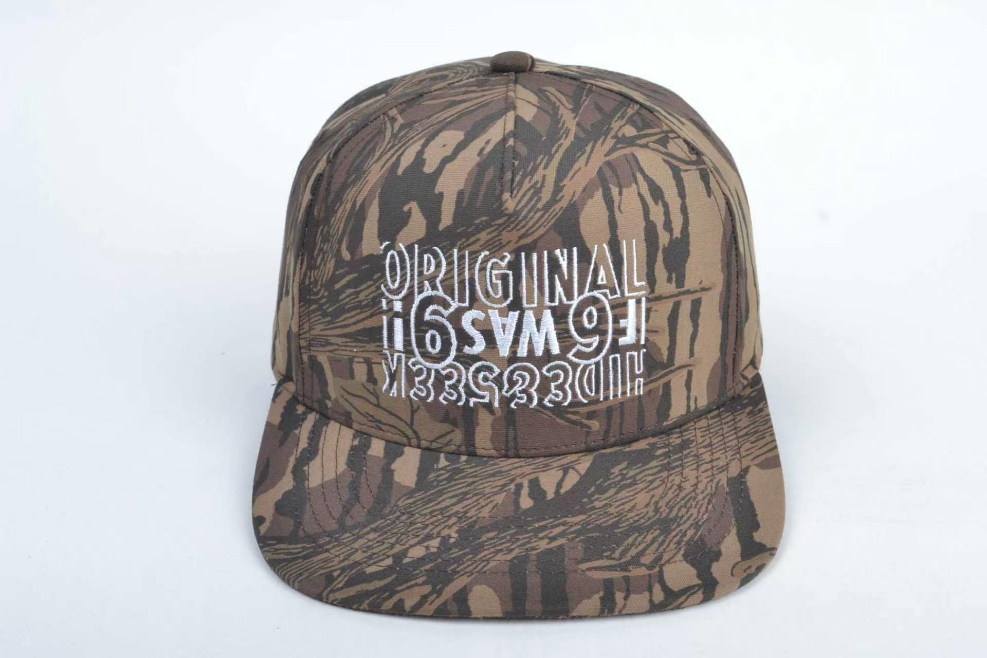 Wholesale Cotton Twill Tree Bark Camo Flat Bill Snapback Caps White 3D Embroidery for Outdoor Hunting Streetwear