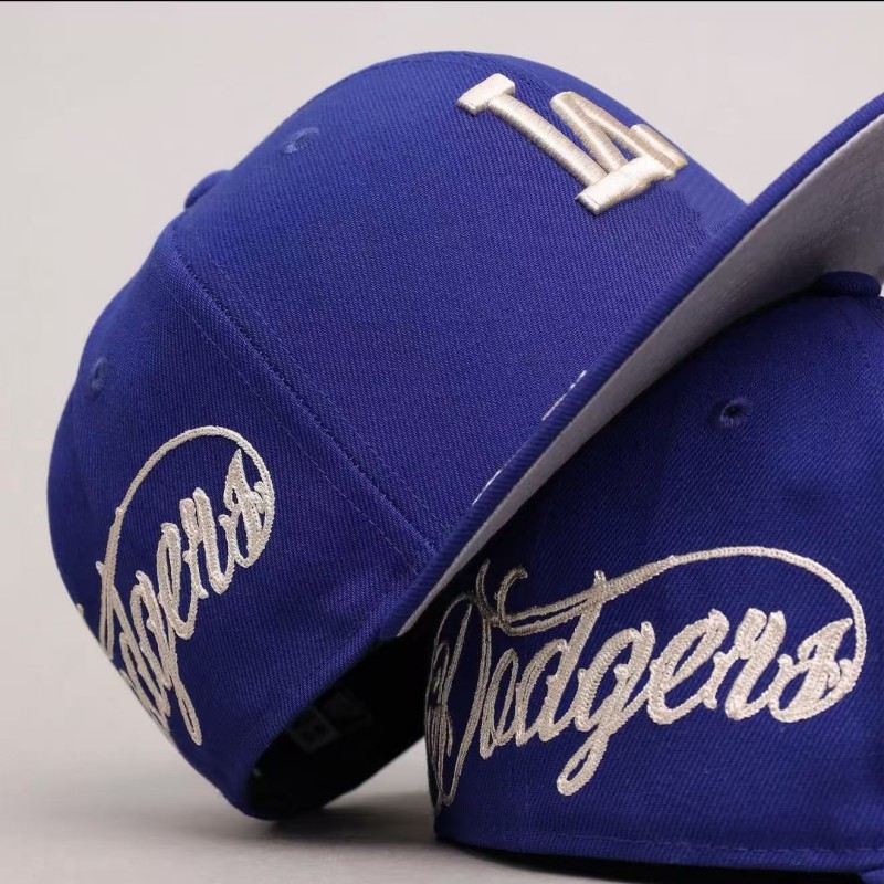 Wholesale 6 panel snapback gorras with front side raised embroidery unisex baseball caps for game street fan wear