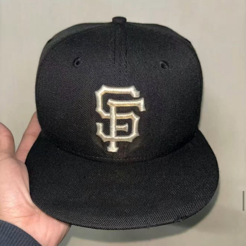 Wholesale 6 panel snapback gorras with front side raised embroidery unisex baseball caps for game street fan wear