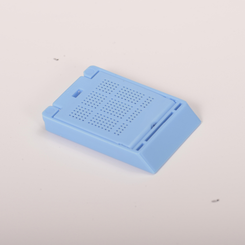 Split ultra-fine pore 45°