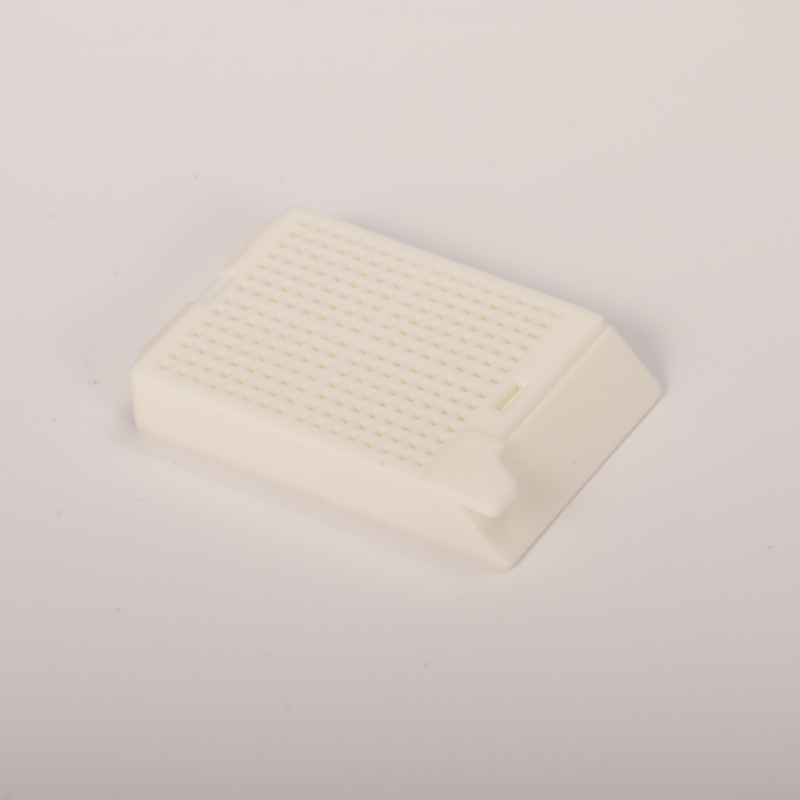 Connected square hole 45°