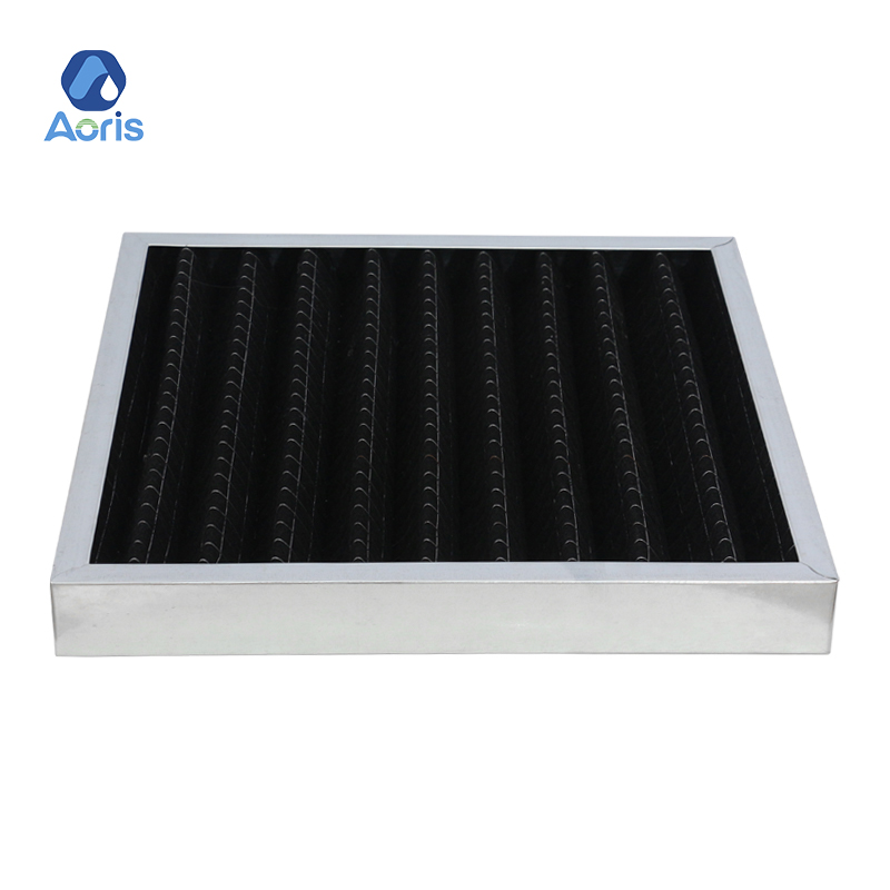 Plate activated carbon filter