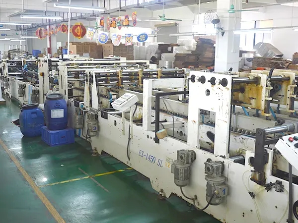 Fully automatic box pasting machine