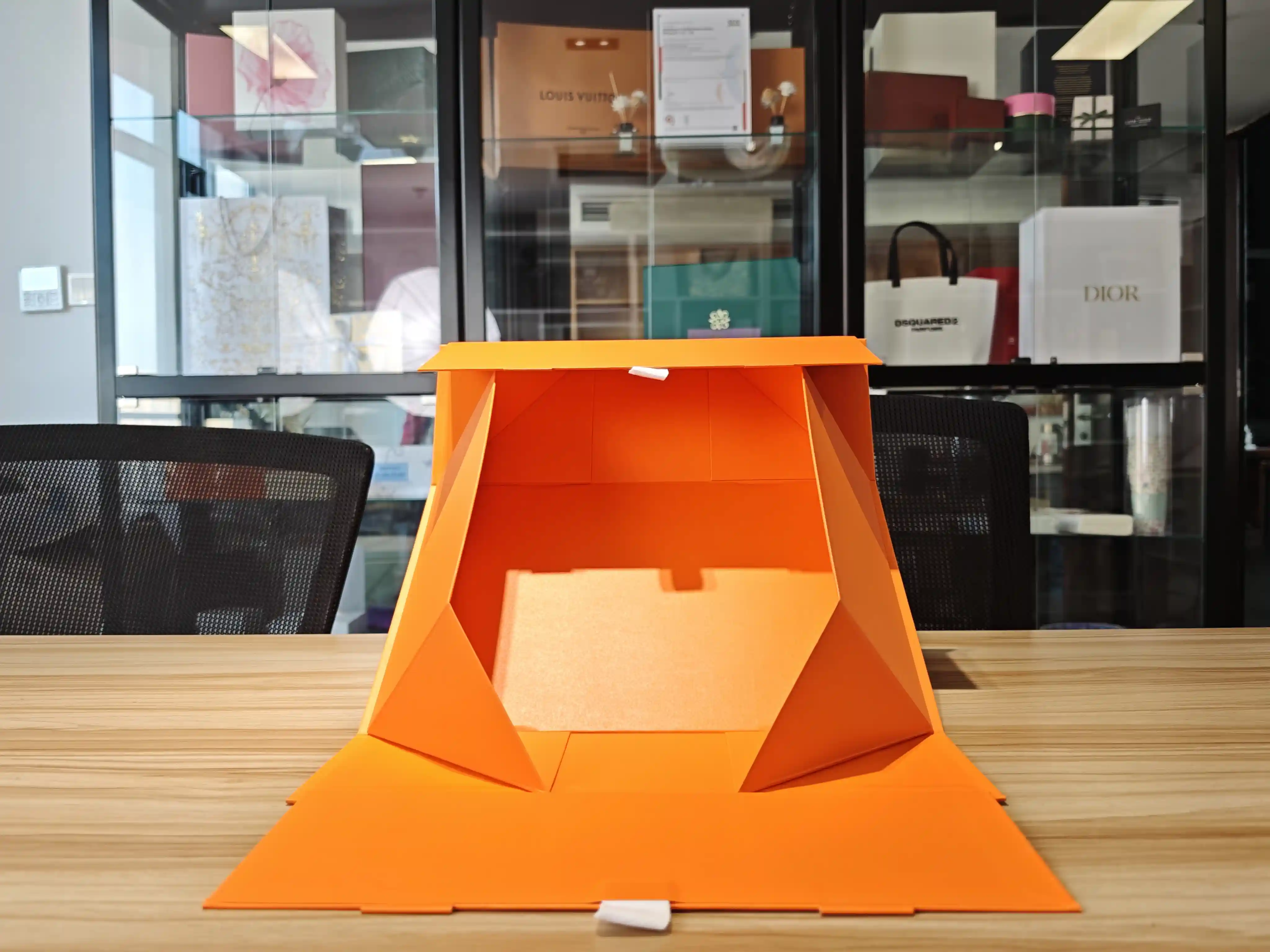 durable-folding-box-structural-engineering