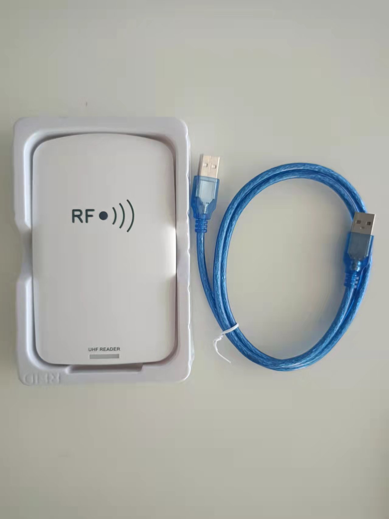桌面式UHF读写器