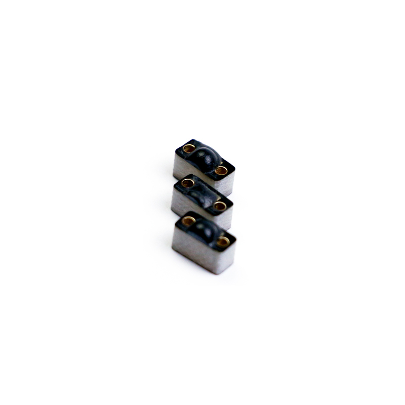 尺寸6x3x4毫米读距0.9米无源射频标签PCB0603