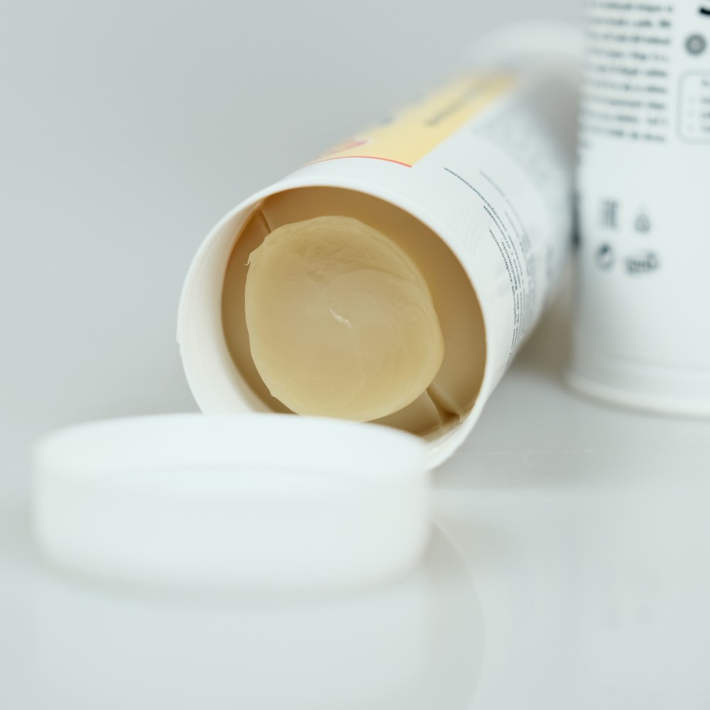 RE NO.00：精密机械臂的长效润滑核心，守护工业自动化稳定运转