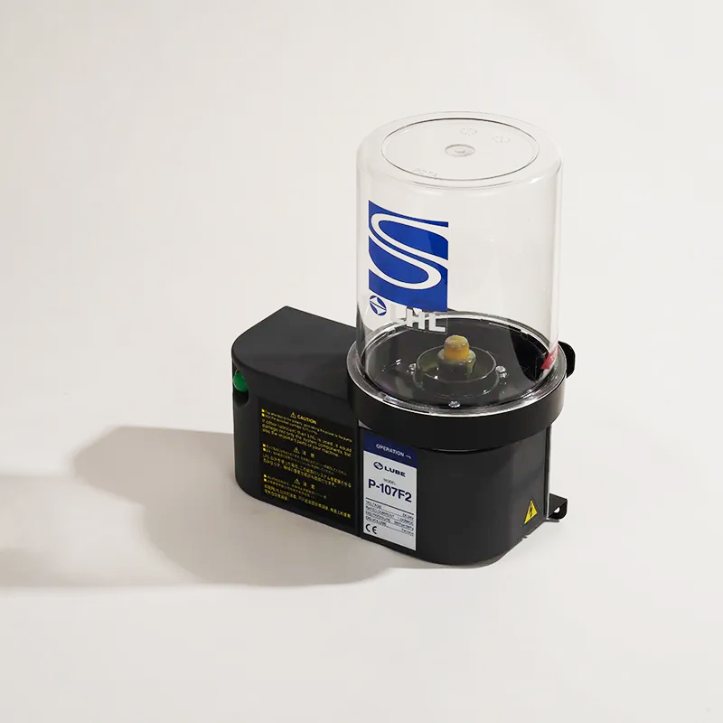 LUBE LHL Grease Pump P-107F2(BK) 101083