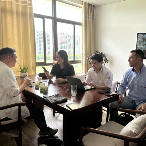 2bb2b7da3b64943d94211643e9f8572