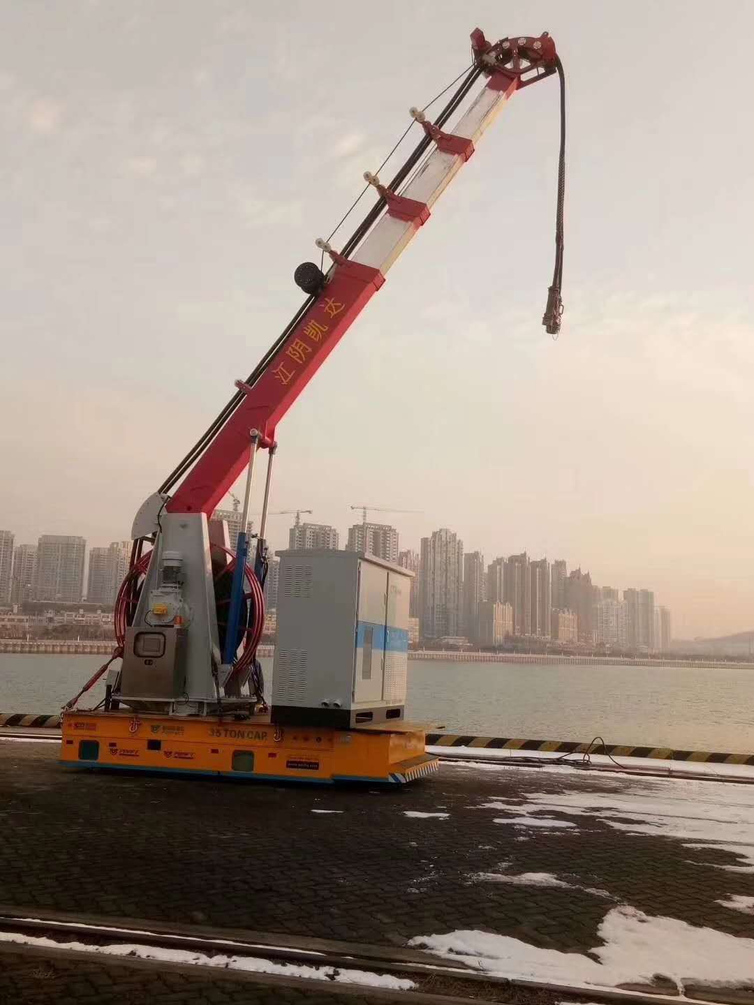 智能物料搬运装备推动港口装卸智能化变革