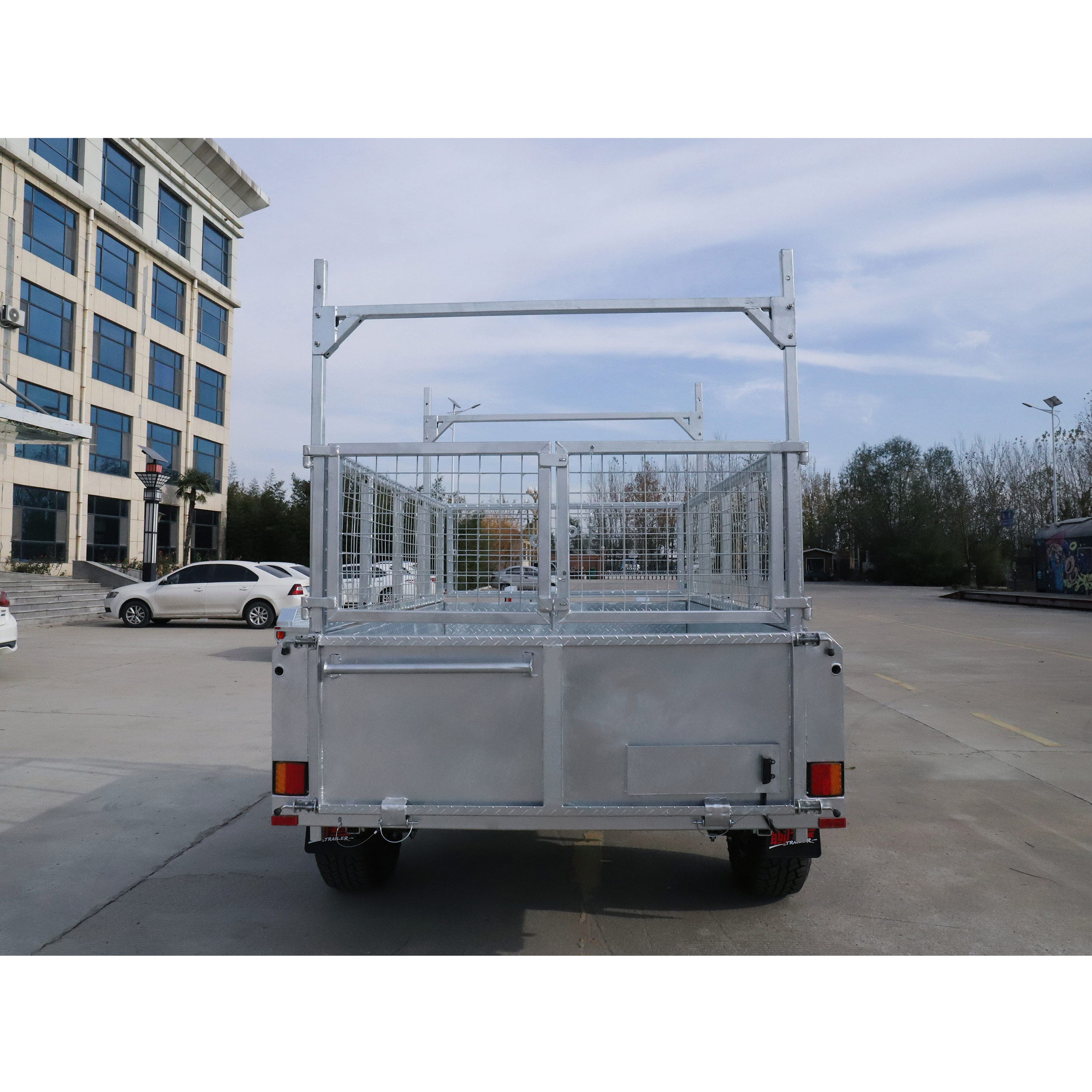 8x5 Hydraulic Single-axis Tipper Galvanised Box Trailer 2000kg ATM (Electric Brake)