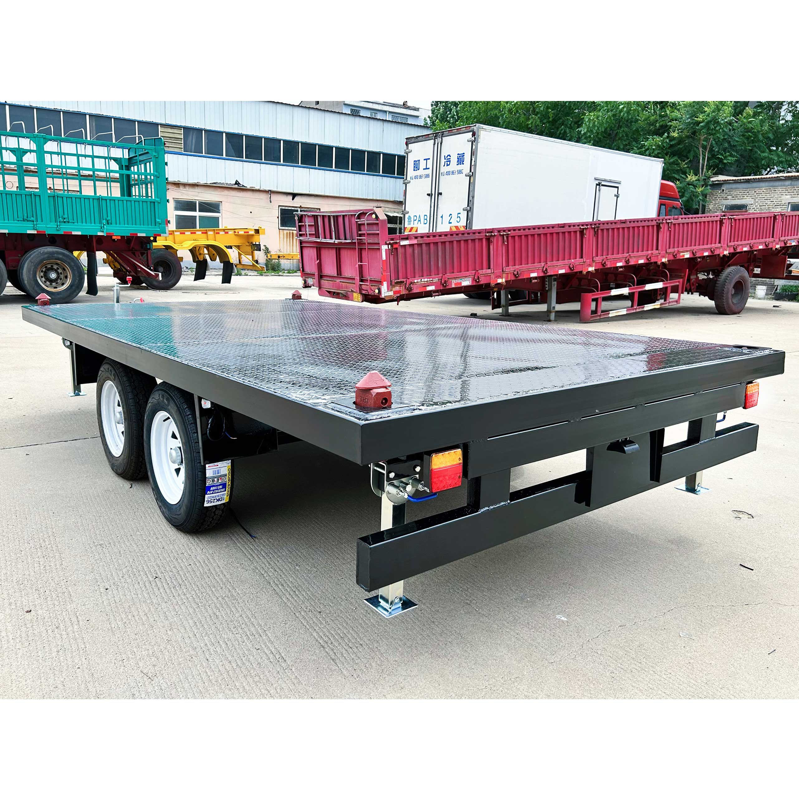 Bottom-plate container house trailer