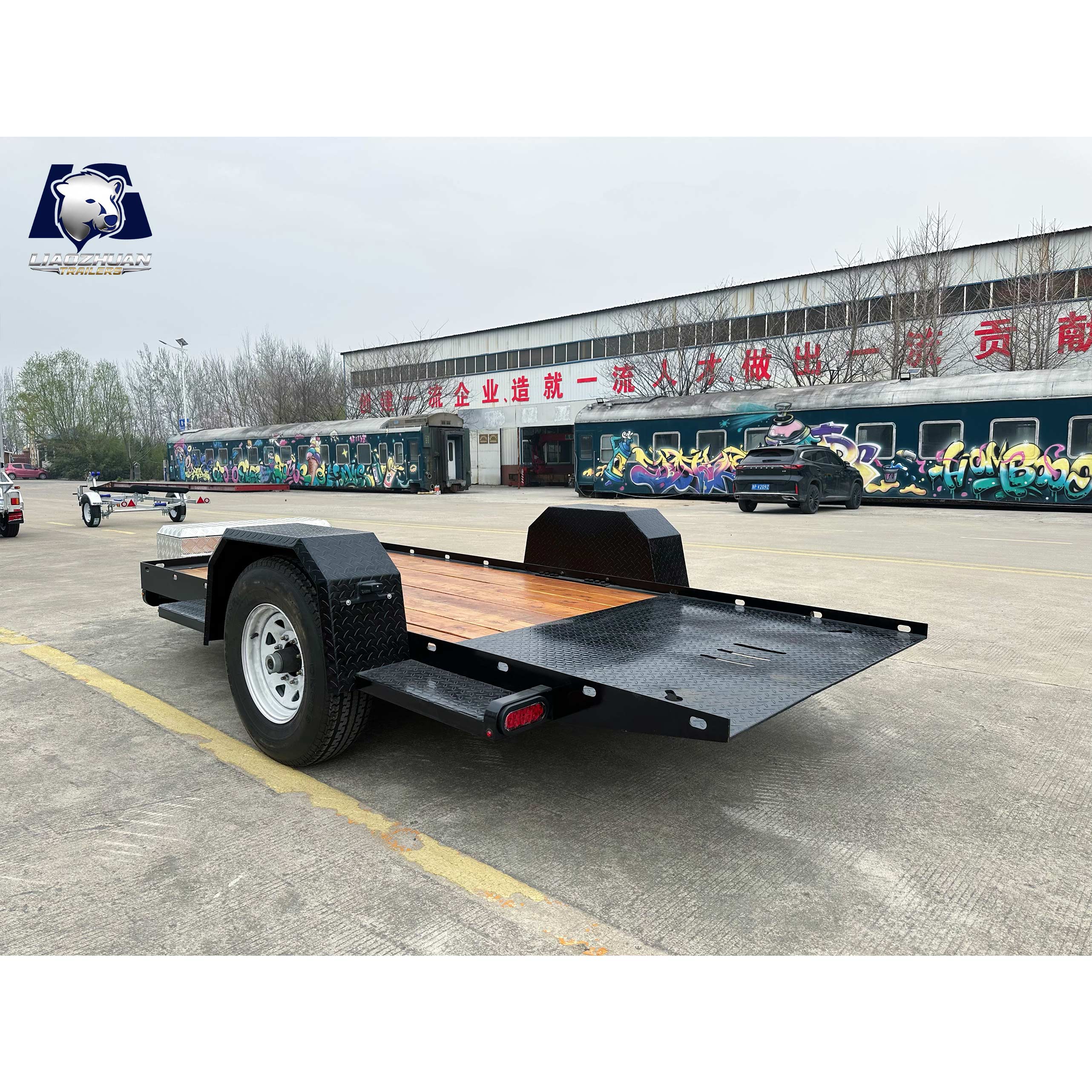 Single-axis hydraulic equipment trailer