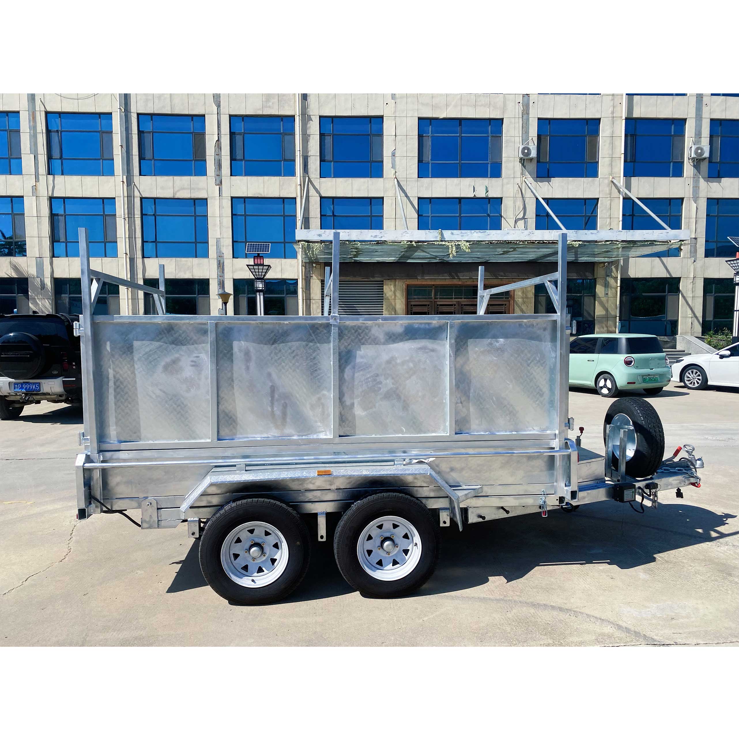 Two-axle series box trailer
