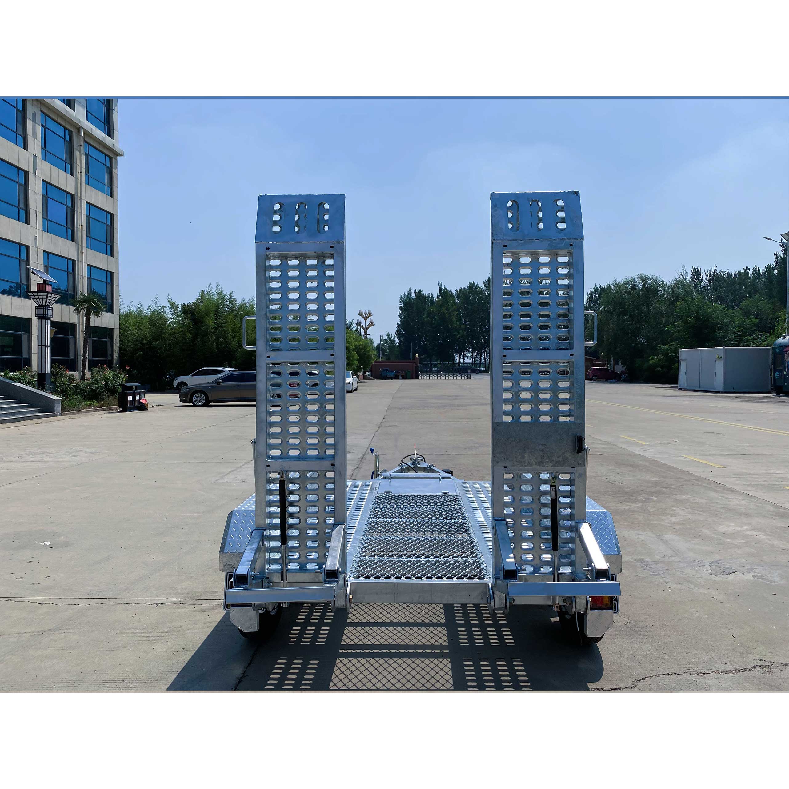 ATM3000KG 小型挖掘机拖车