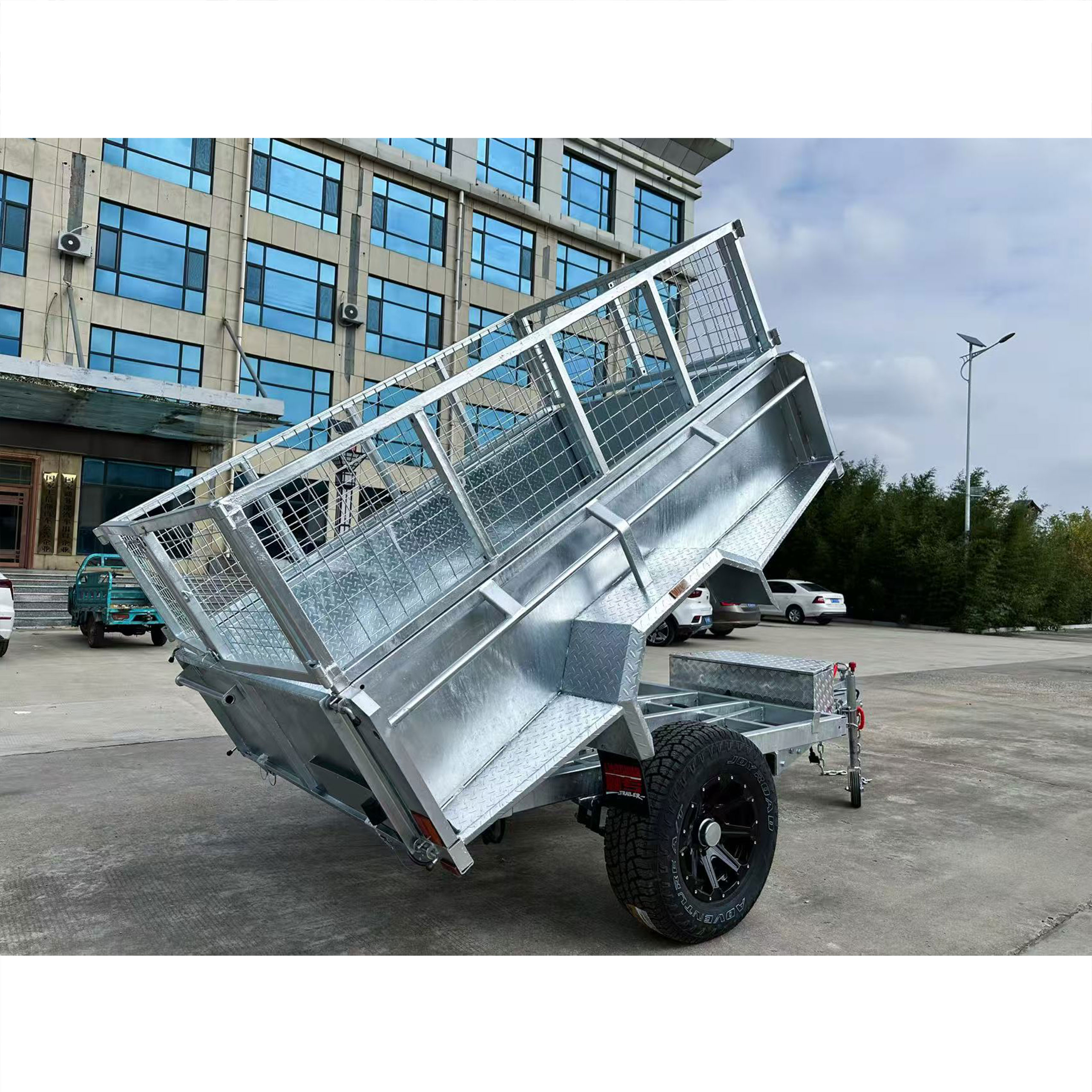 8x5 Hydraulic Single-axis Tipper Galvanised Box Trailer 2000kg ATM (Electric Brake)