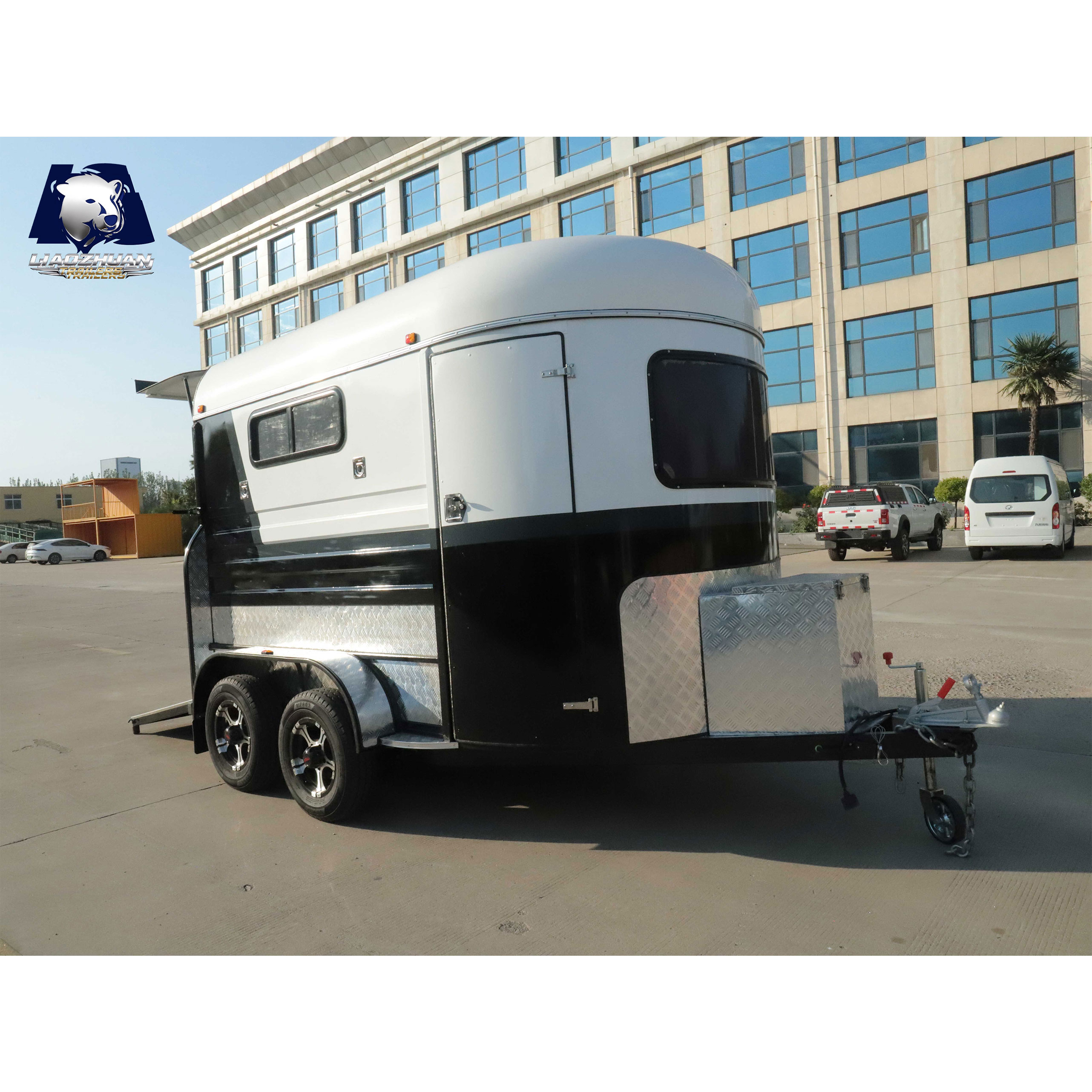 Horse float trailer