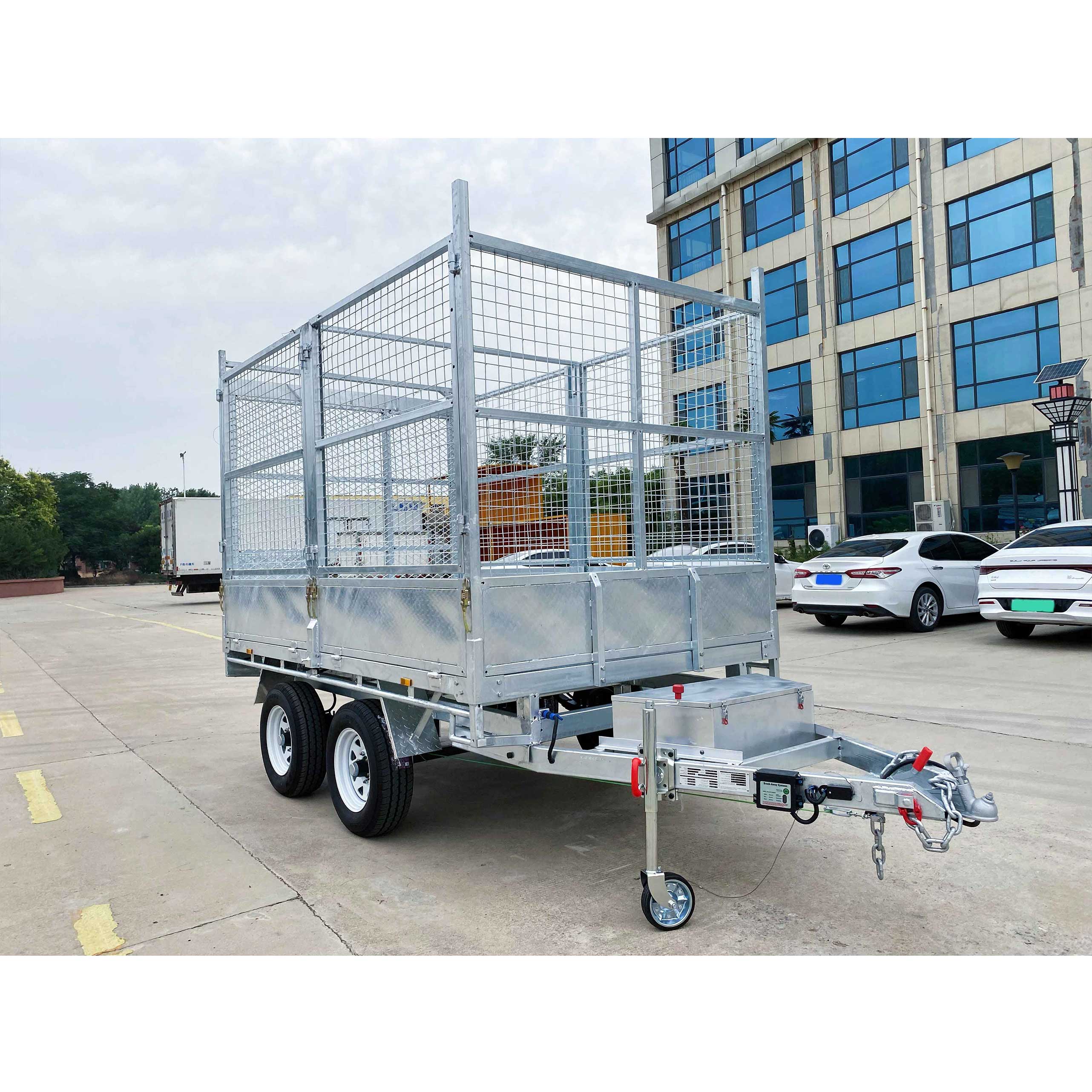 Enclosed tandem trailer