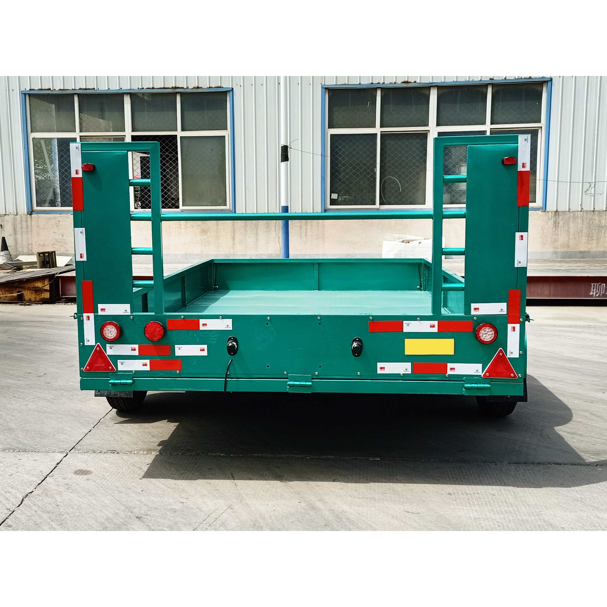 Double-axle mid-axle cargo trailer