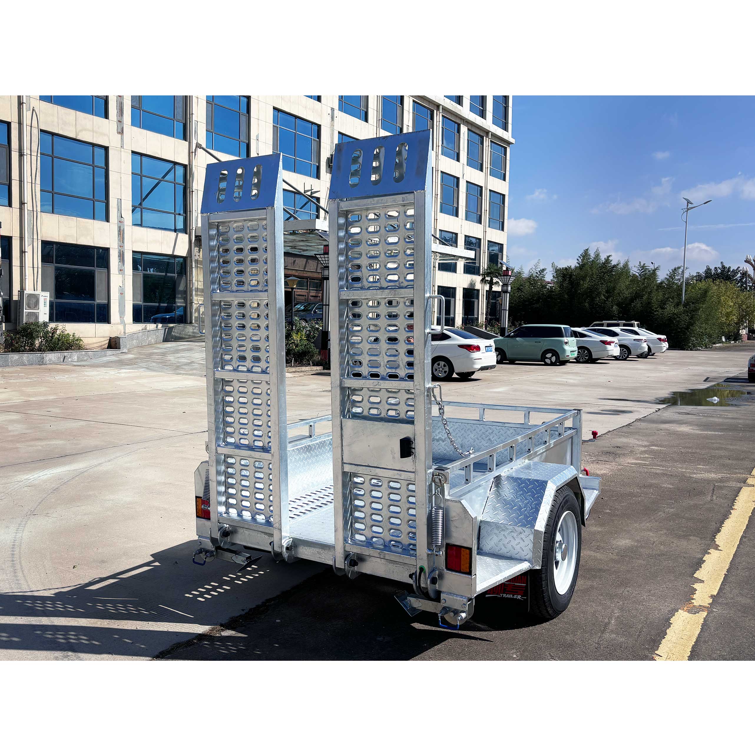 Single-axis scissor-type lifting trailer