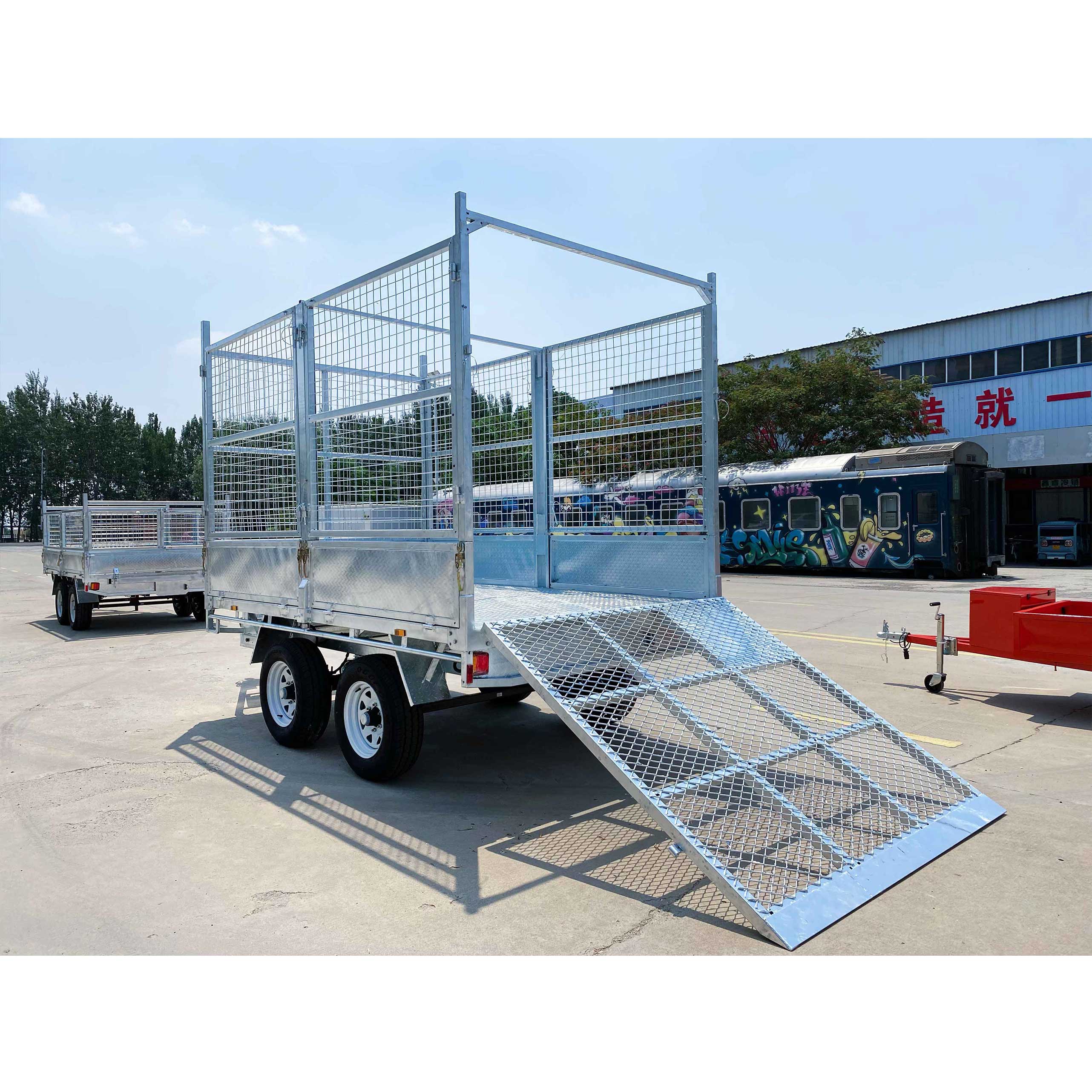 Enclosed tandem trailer