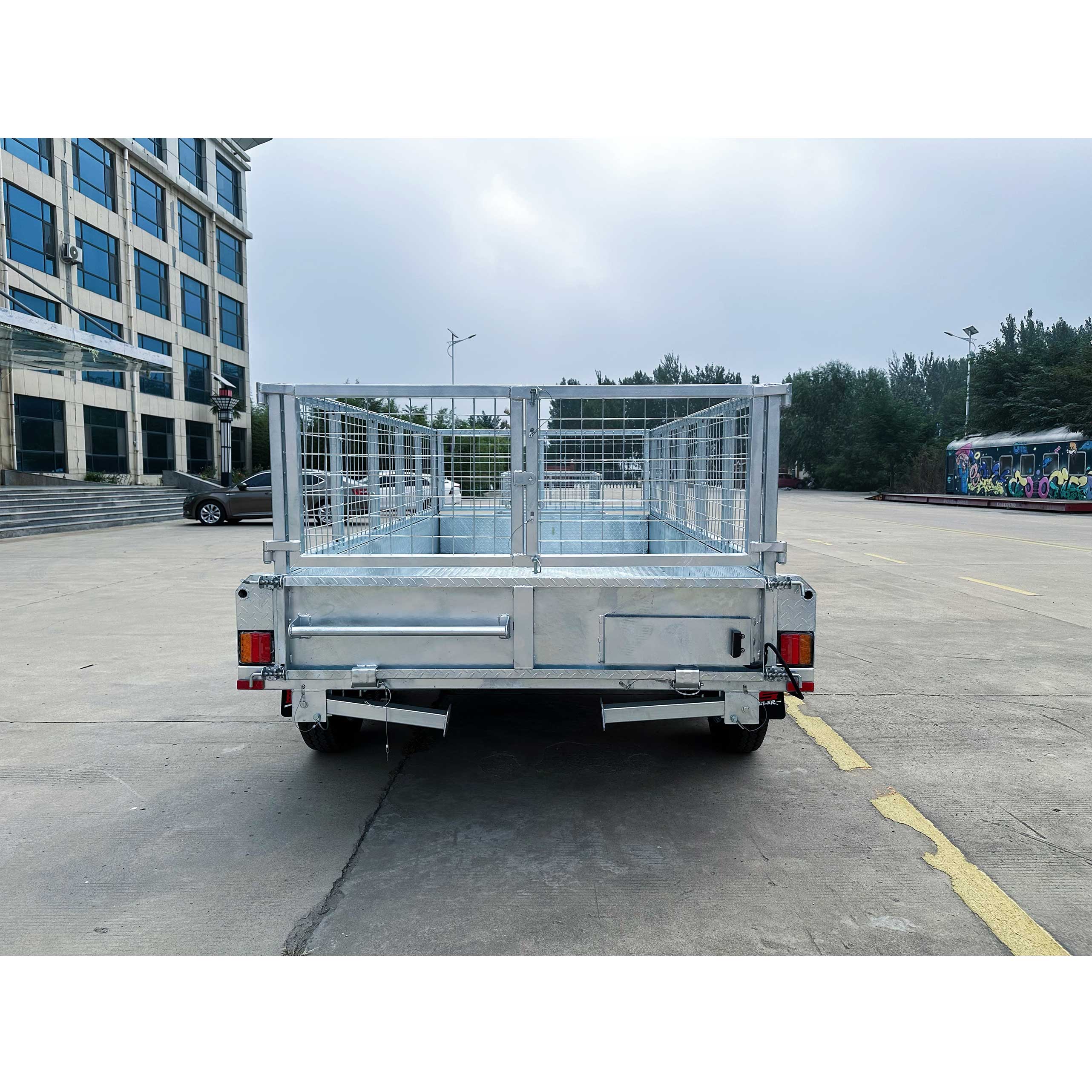 8x5 Hydraulic Tipper Galvanised Box Trailer 3500kg ATM (Electric Brake)
