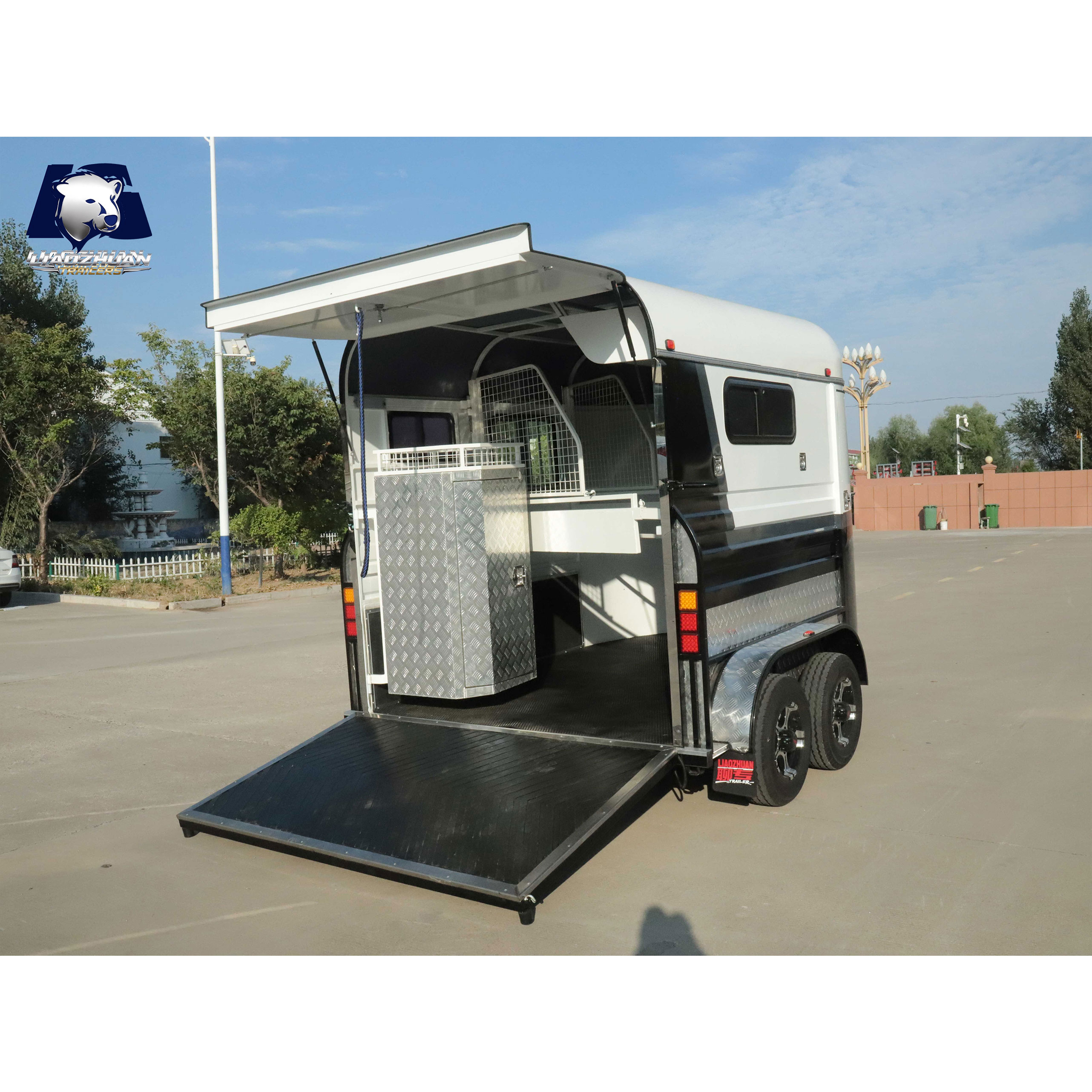 Horse float trailer