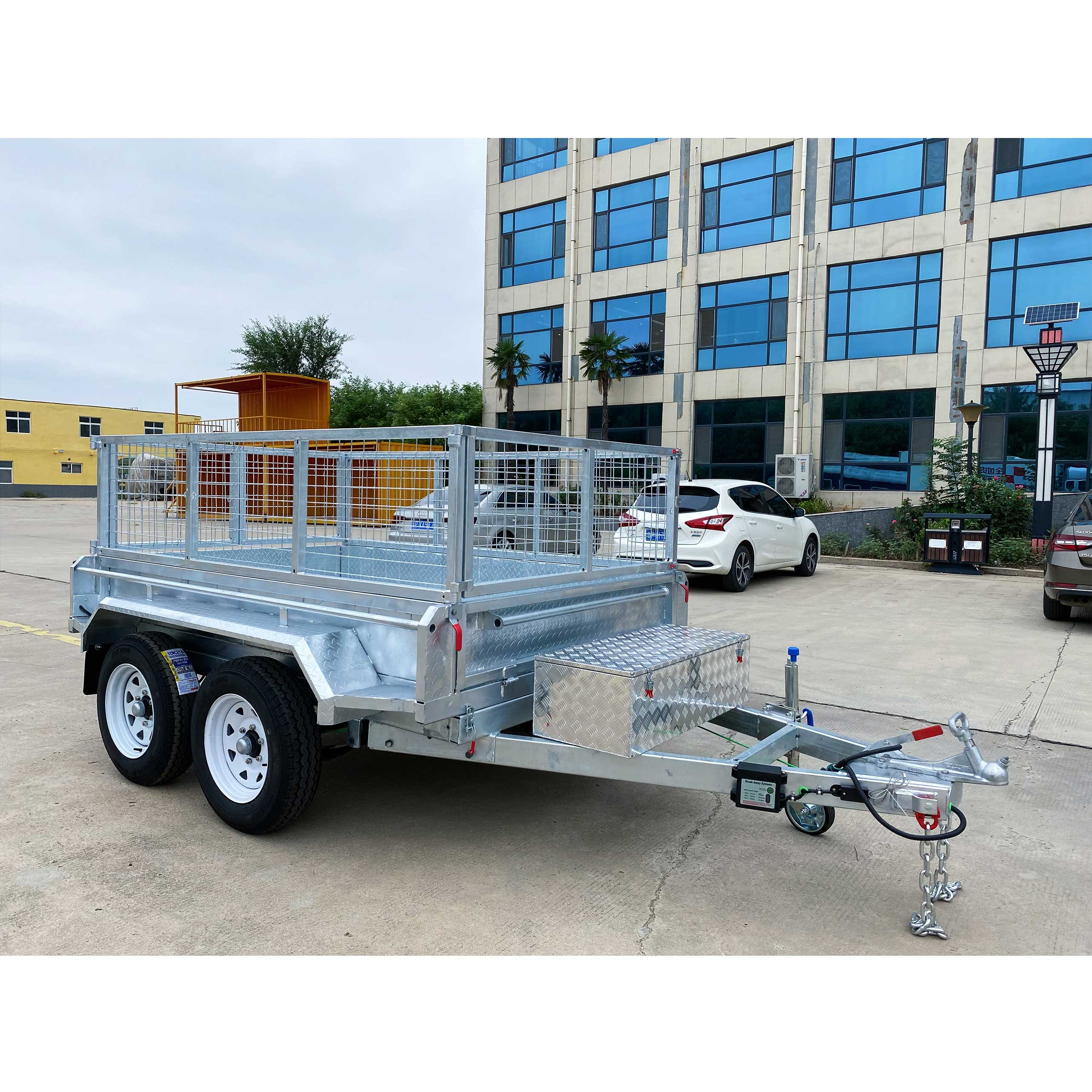 8x5 液压翻斗车 镀锌箱式拖车 2500公斤 ATM(电动刹车)