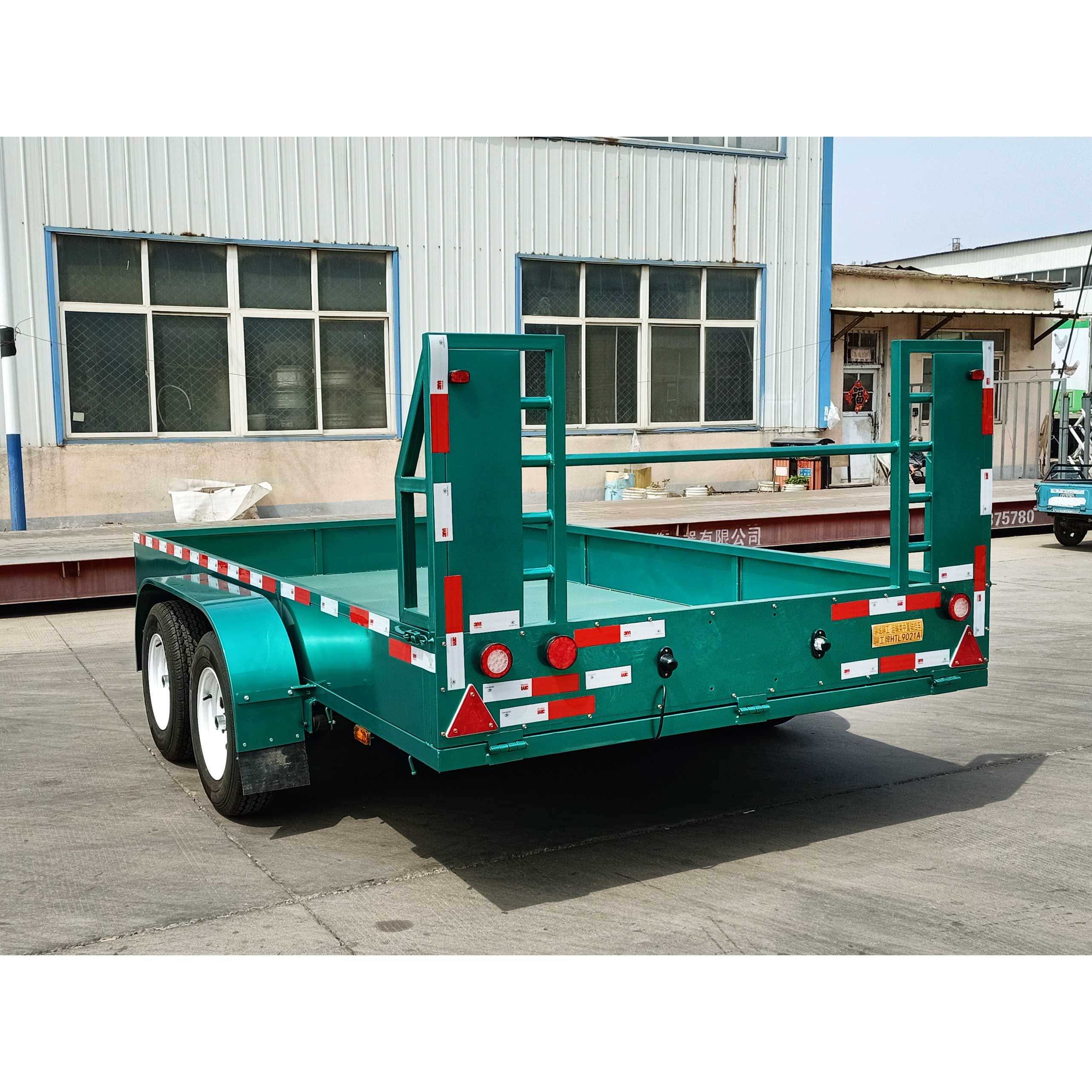 Double-axle mid-axle cargo trailer