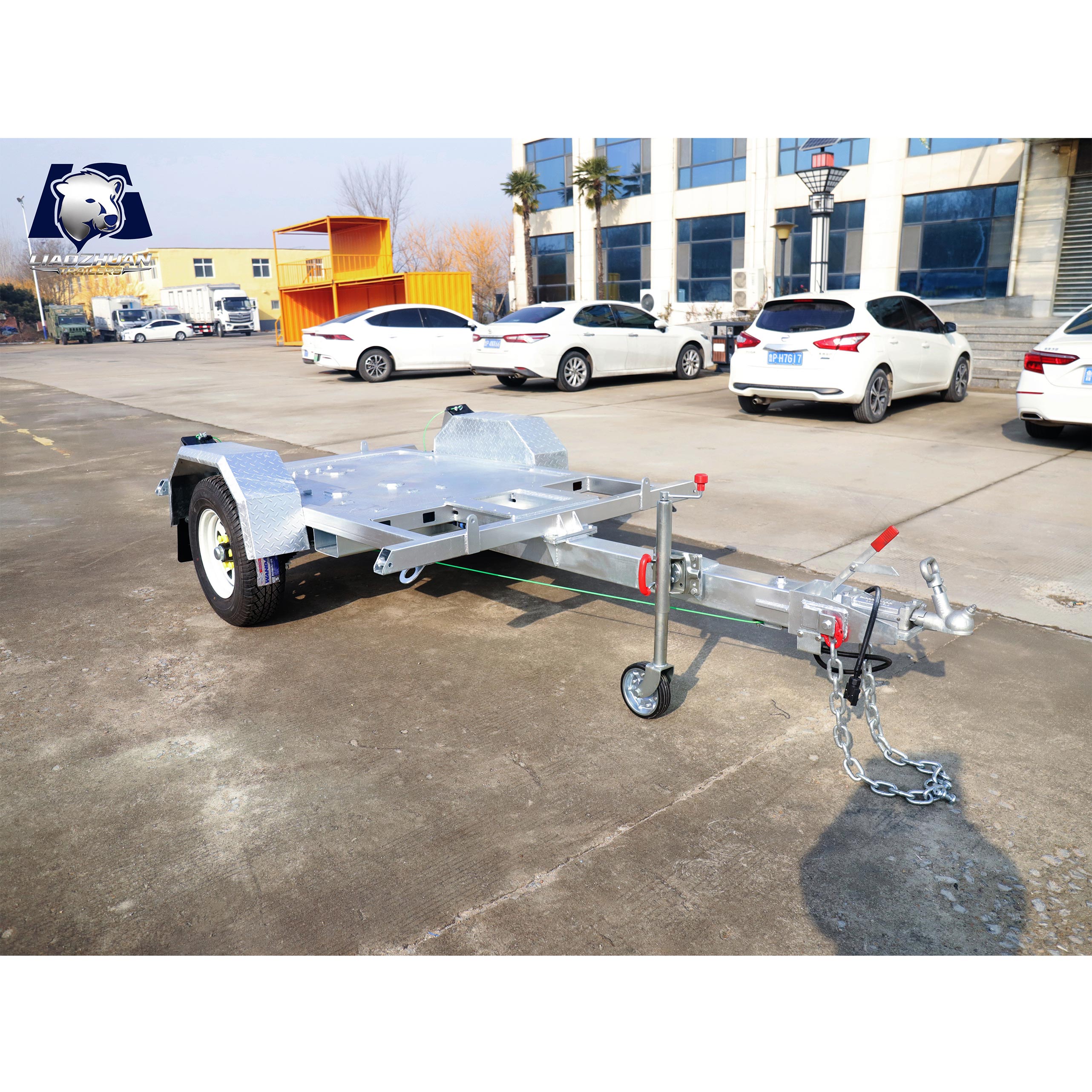 Solar LED light tower trailer