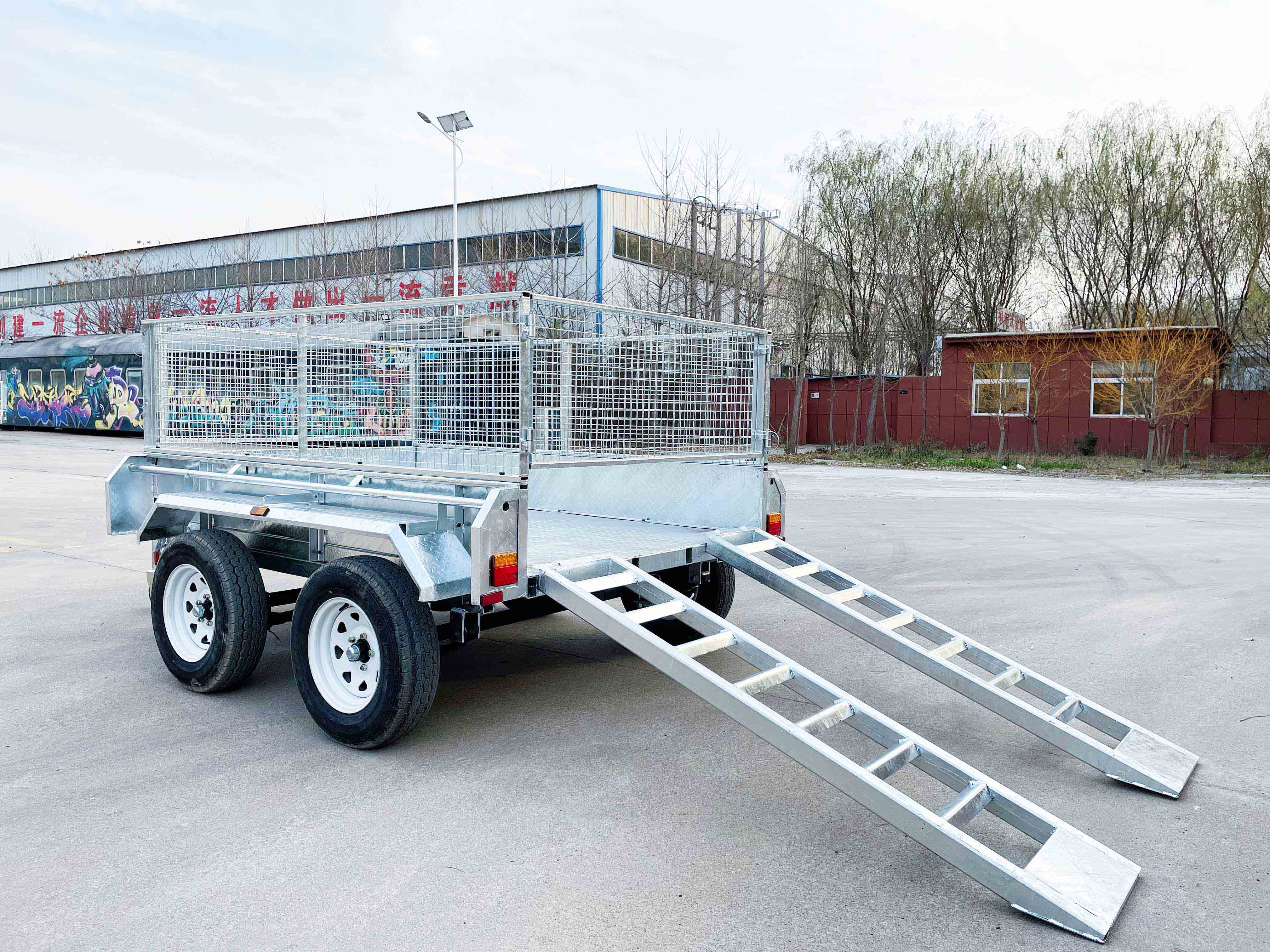 13*6 Dump trailer