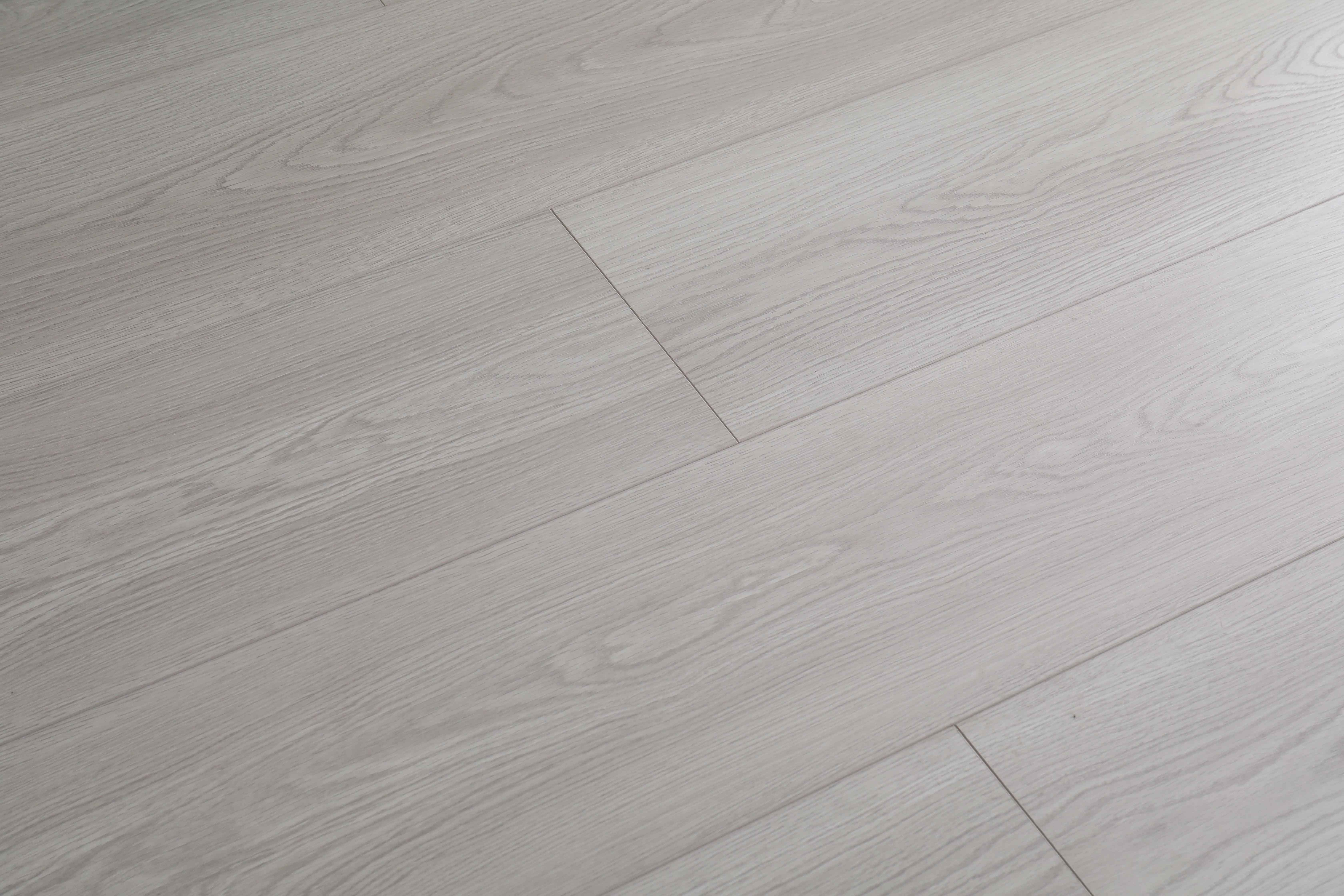 Water Resistant Laminate FLoor M8704