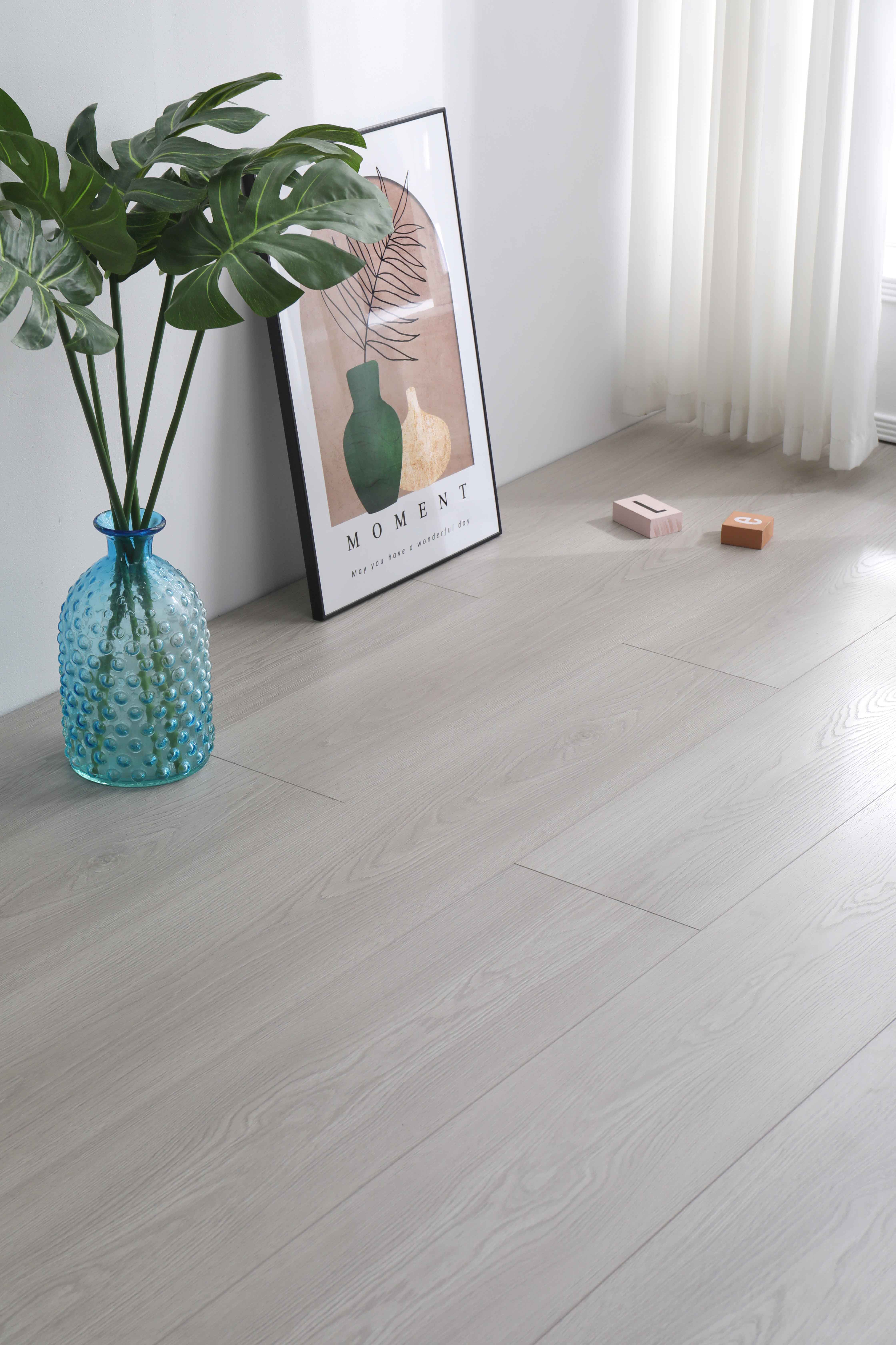 Water Resistant Laminate FLoor M8704