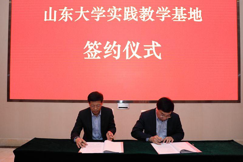 0dc872e10a323c6d4891349c053c14a0c6b8fb5c