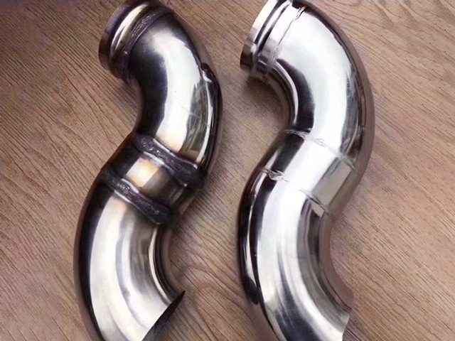 不锈钢弯头焊接抛光对比
