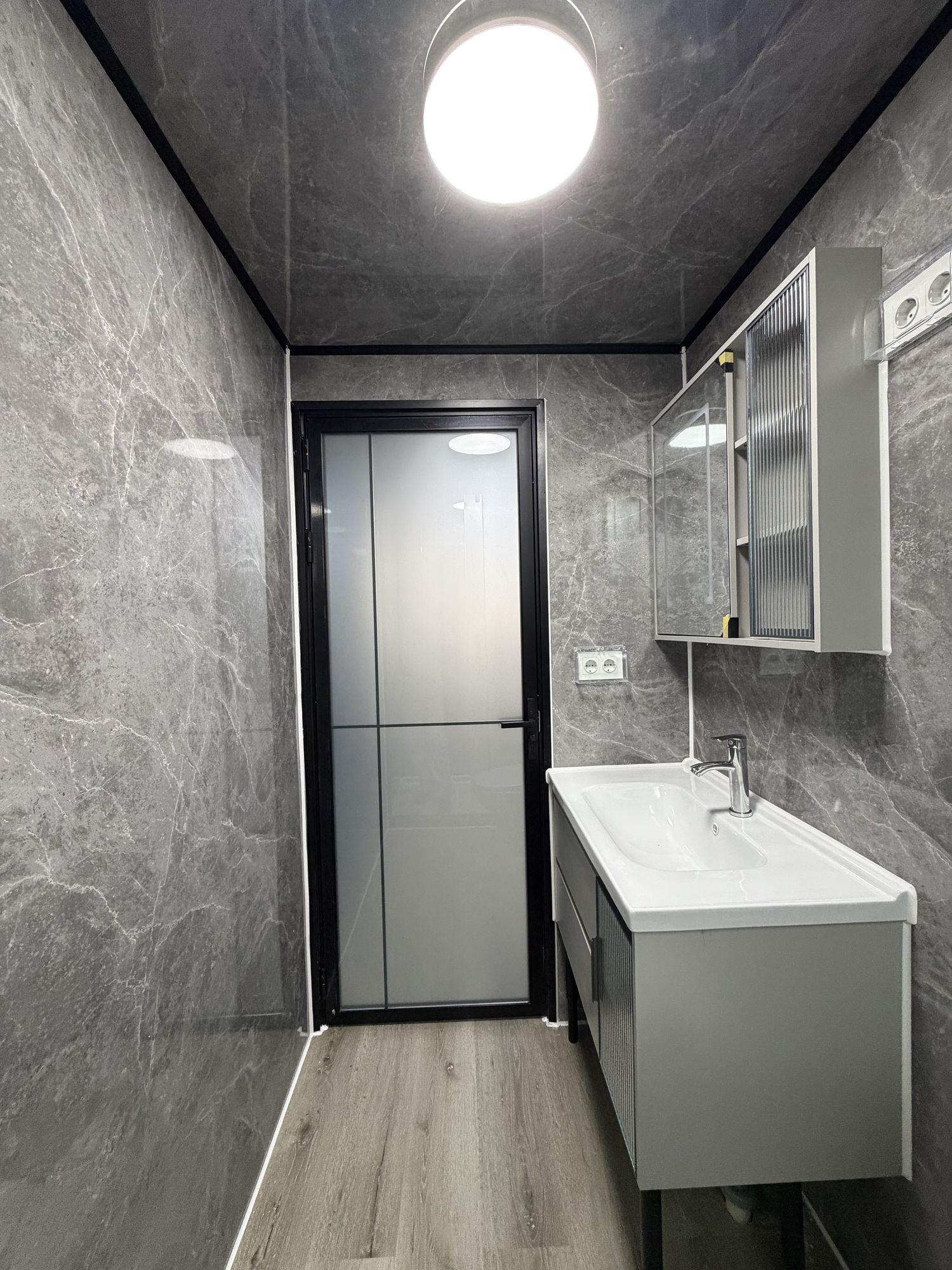 20ft Deep Purple Expandable Container House | Dark Violet 38 sqm