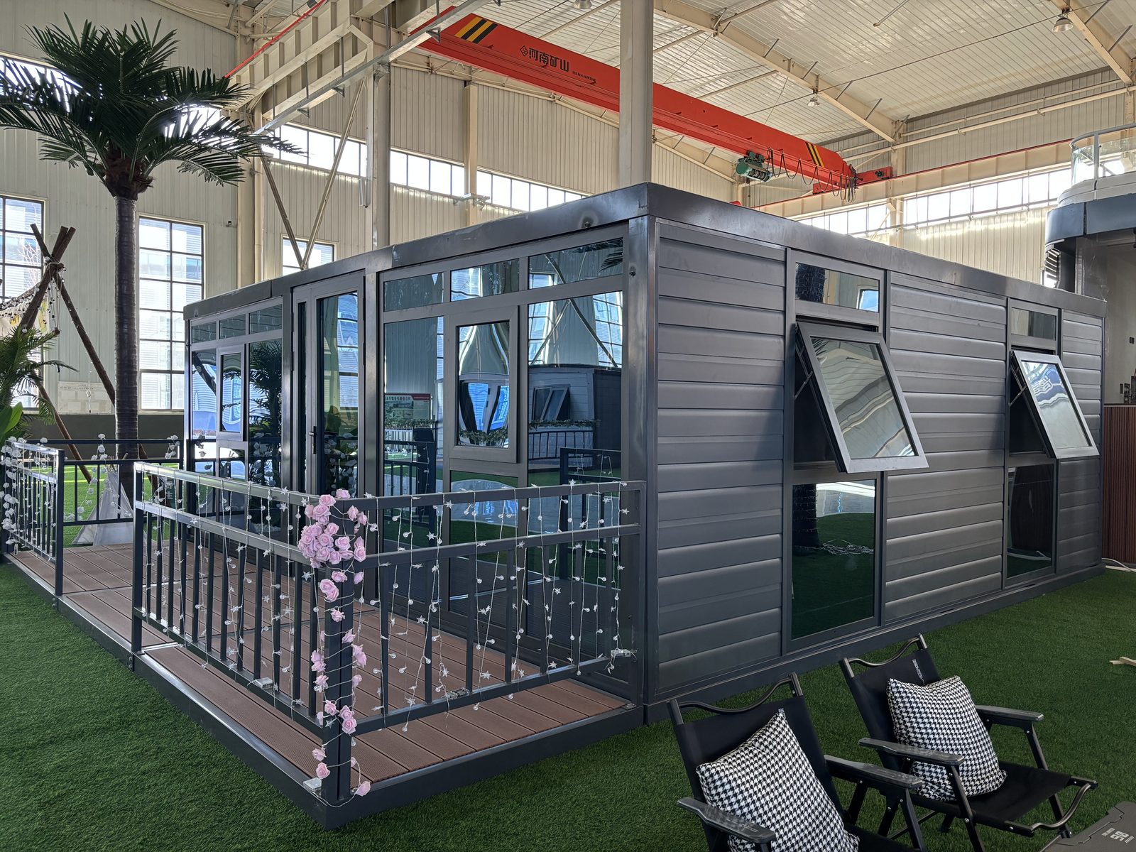 10ft Flat Roof Expandable Container House | 19 sqm Glass-Wall Cabin with Deck