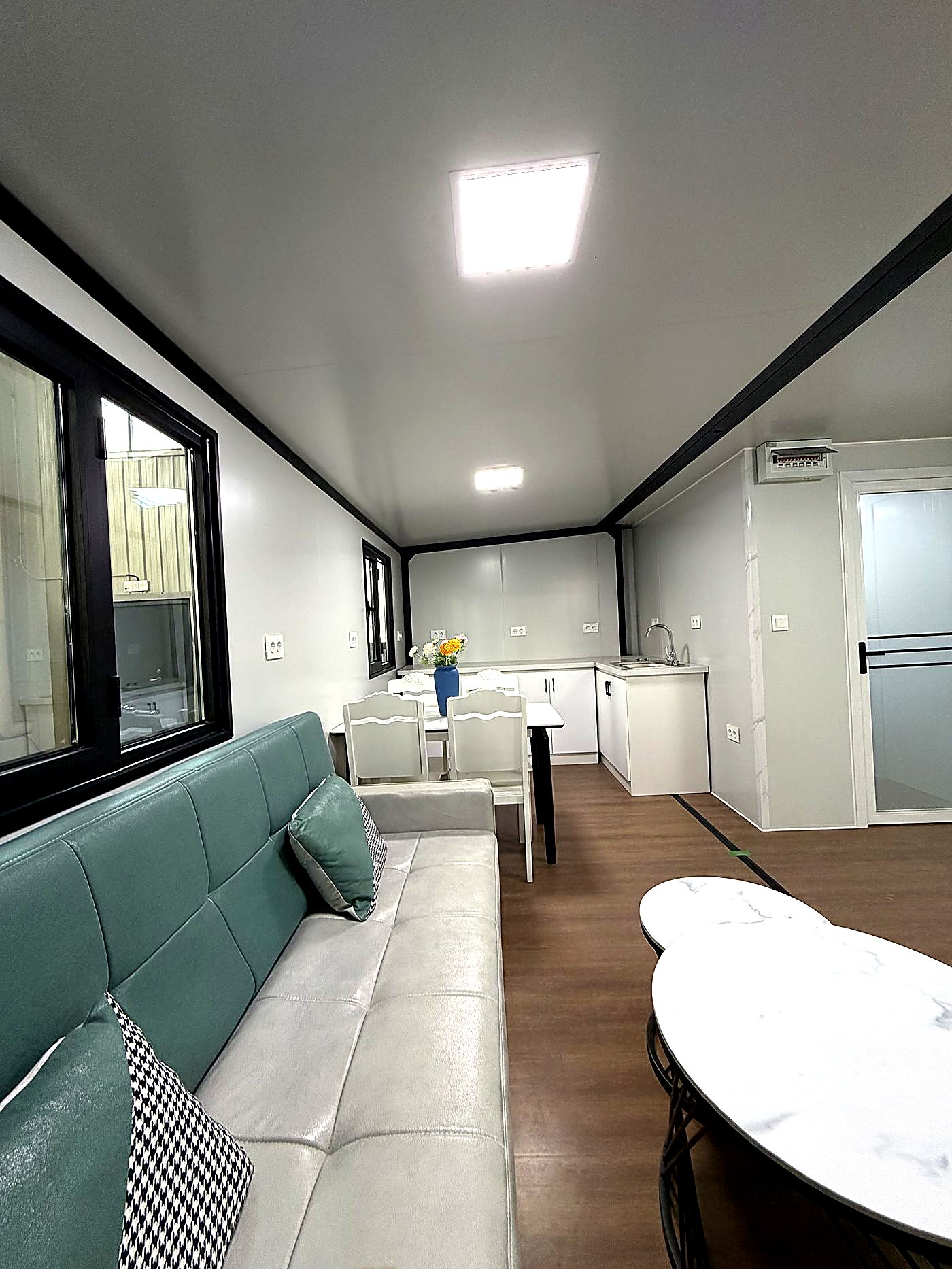20ft Expandable Container House – 38㎡