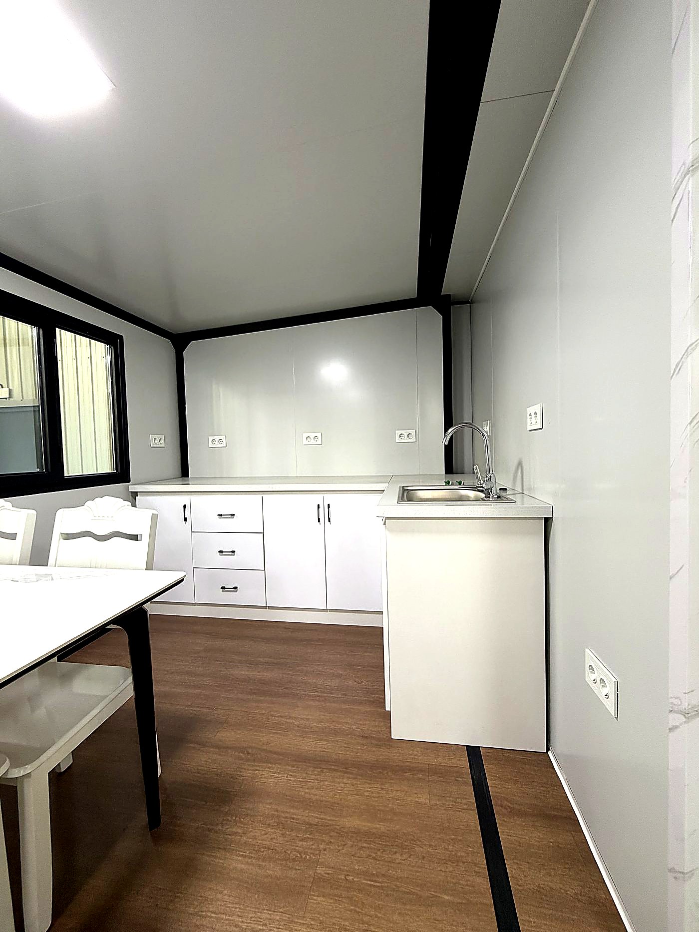 20ft Expandable Container House – 38㎡